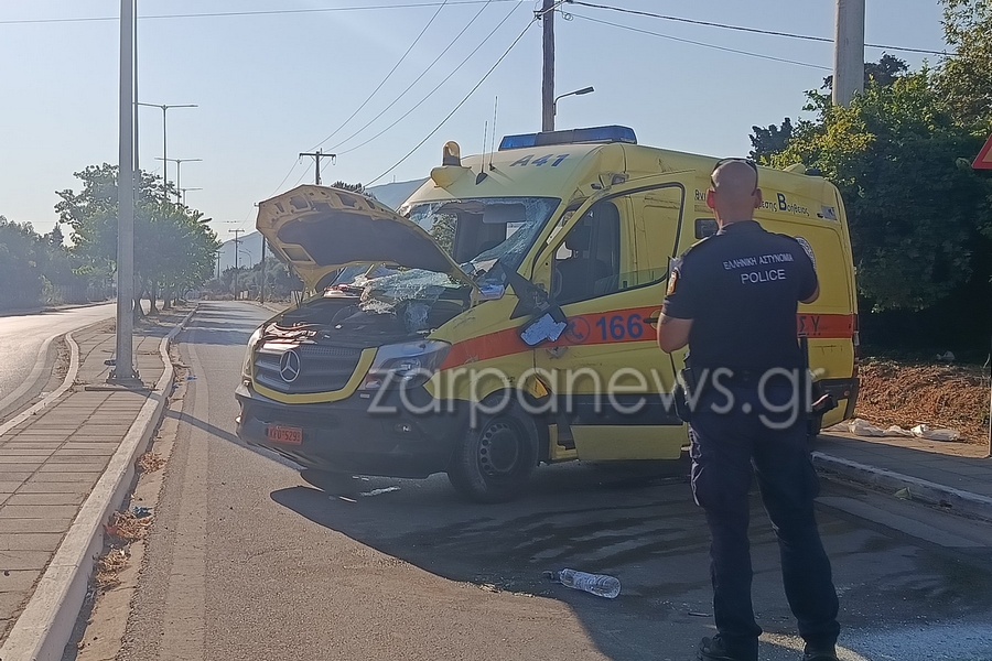 Χανιά: Ασθενοφόρο συγκρούστηκε με ΙΧ – Ο ασθενής υπέστη ανακοπή και πέθανε (Βίντεο)
