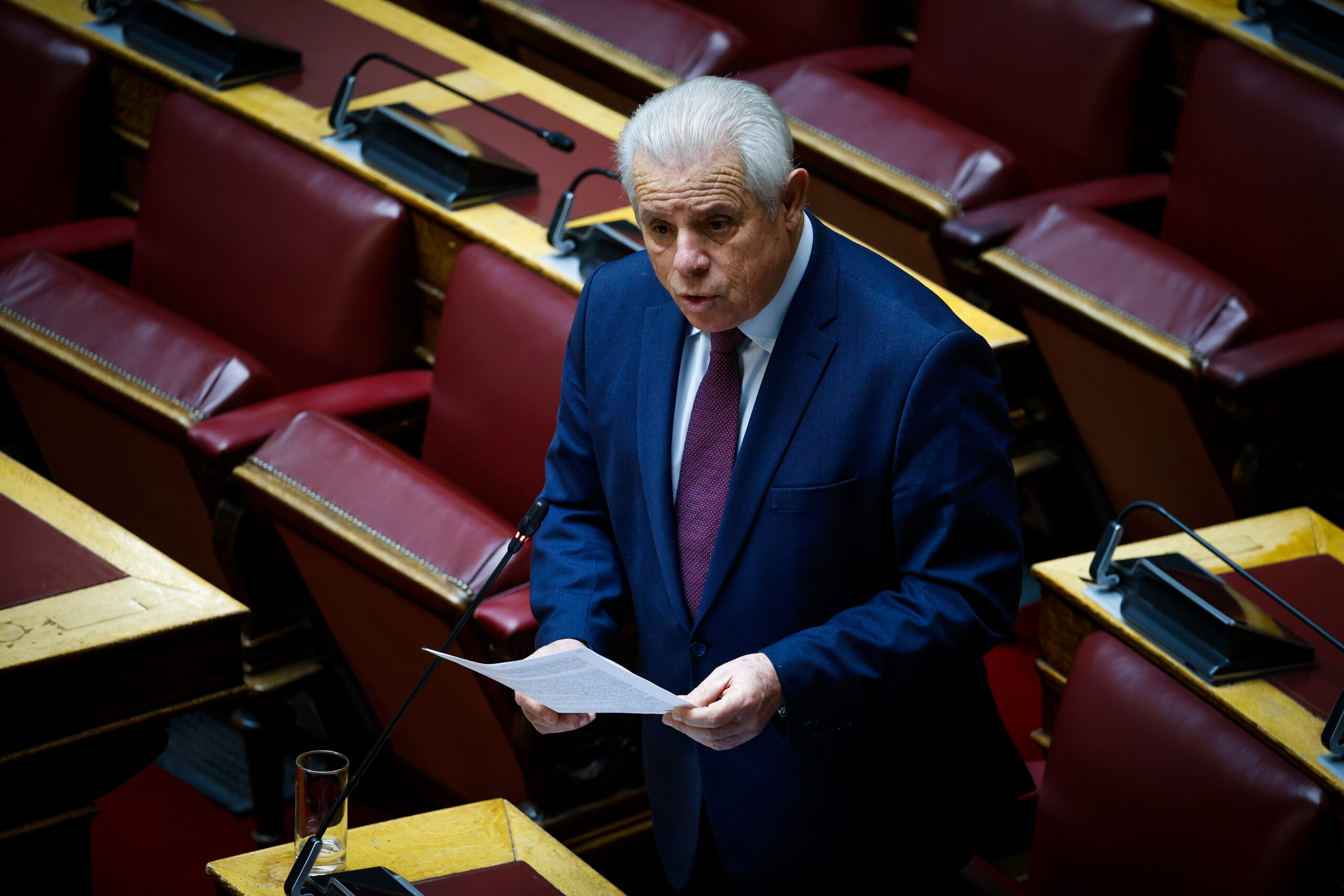 Γιώργος Βλάχος: Επανέρχεται δριμύτερος – Κατέθεσε ερώτηση για τα σπιτάκια ανακύκλωσης