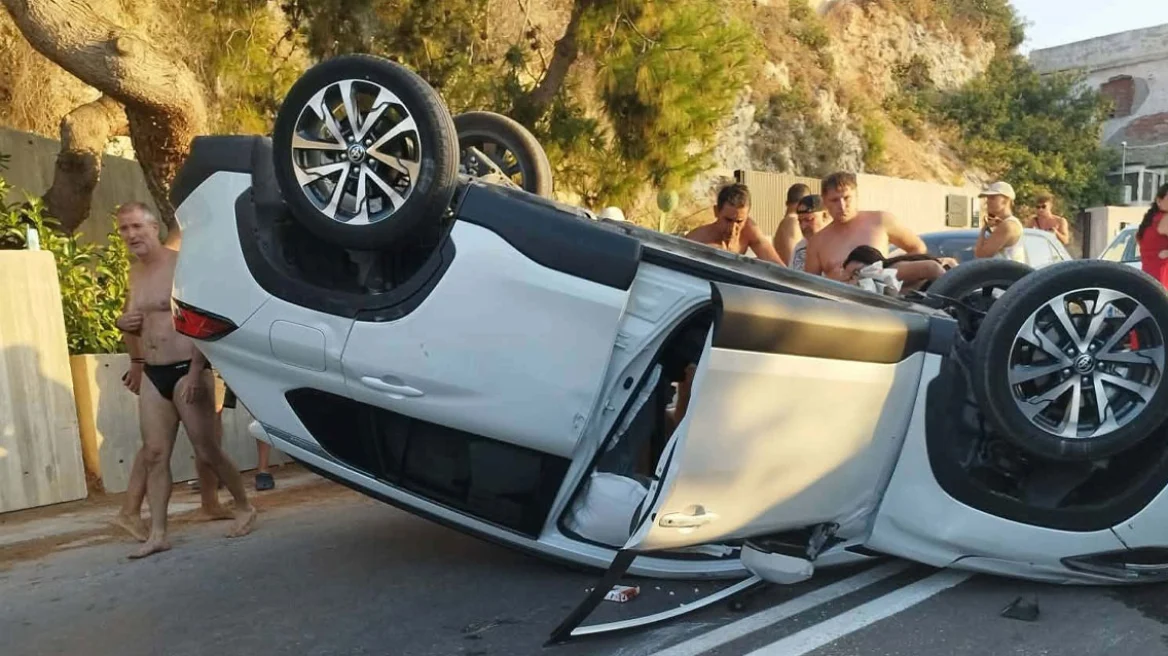 Χανιά: Αυτοκίνητο ανατράπηκε μπροστά σε πρόταση γάμου – Μεθυσμένος ο 65χρονος οδηγός (Εικόνες)
