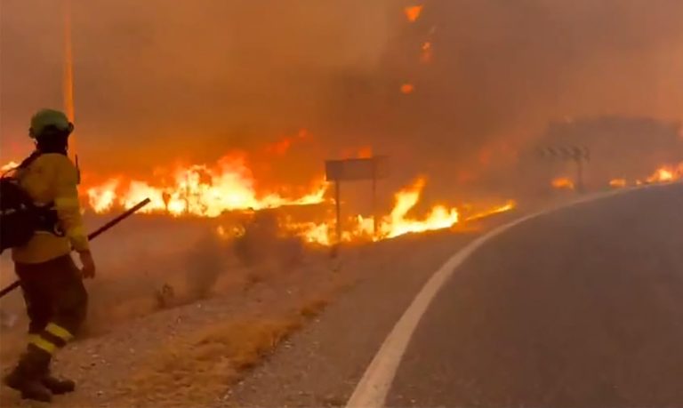 Θρήνος στην Ισπανία: 12 νεκροί από τη φονική πυρκαγιά – Πώς εγκλωβίστηκαν στις φλόγες (Βίντεο)