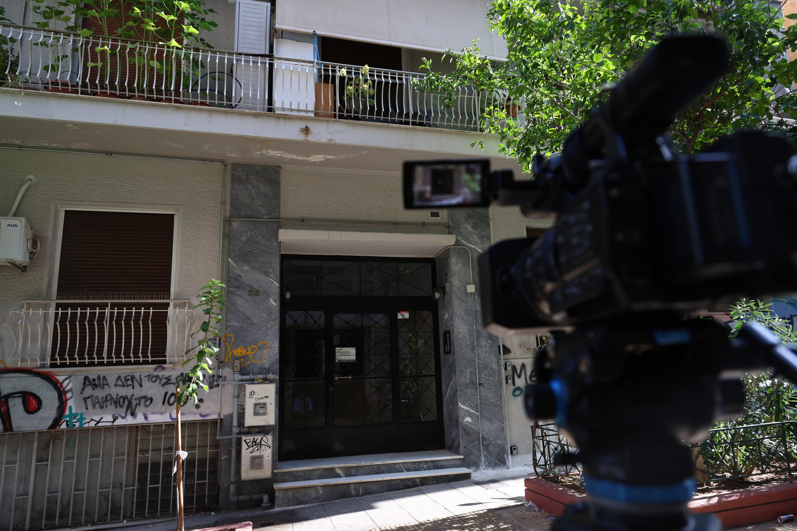 Θρίλερ με νεκρό έμβρυο σε βαλίτσα στην Κυψέλη: «Δεν ήθελα να το αποχωριστώ» φέρεται να δήλωσε η 28χρονη Γερμανίδα – Εν αναμονή της ιατροδικαστικής εξέτασης