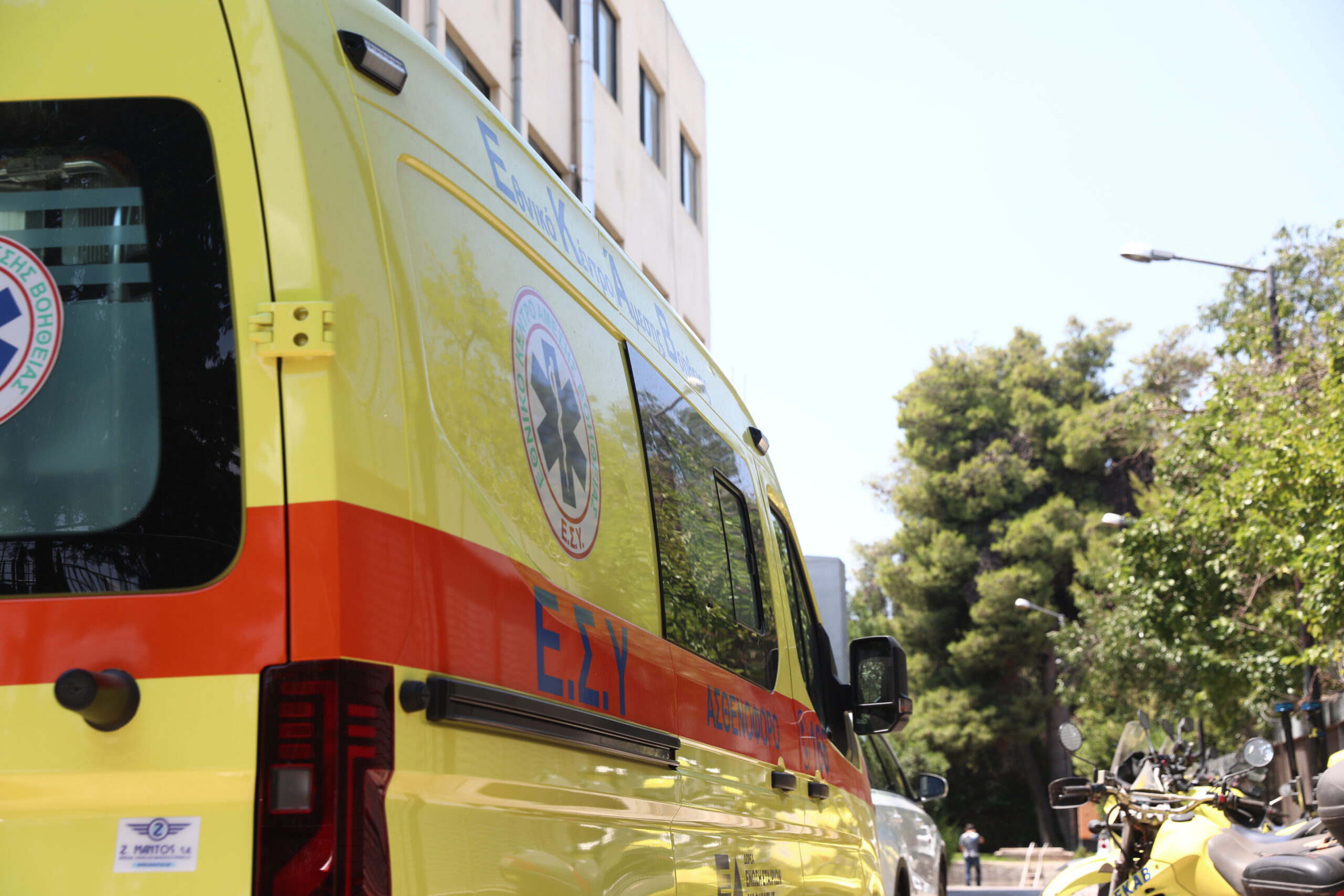 Τροχαίο στους Αγίους Αναργύρους: Αυτοκίνητο παρέσυρε και σκότωσε 76χρονο – Συνελήφθη η οδηγός