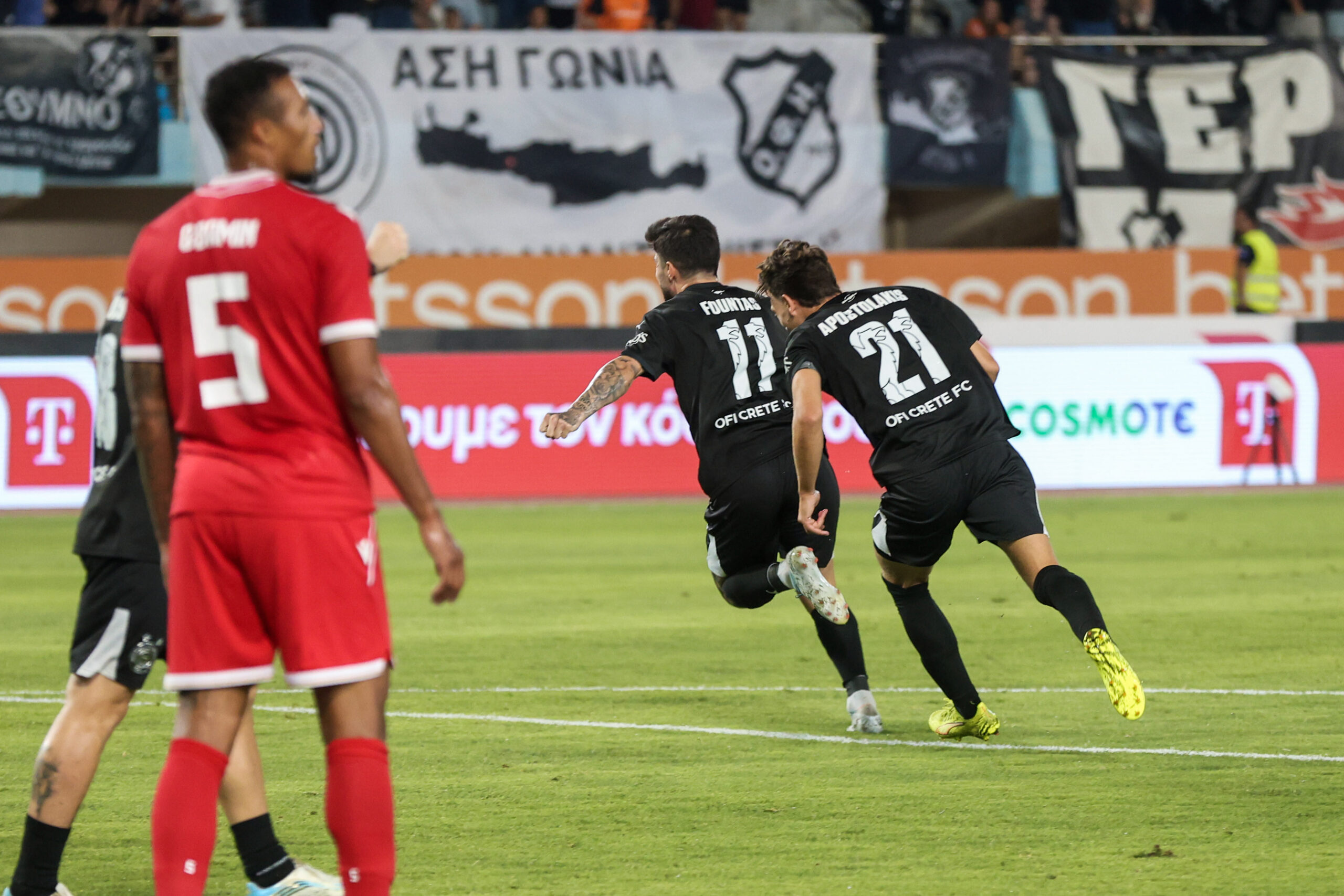 ΟΦΗ – ΤΣΣΚΑ Σόφιας 3-0: Γράφει Ιστορία – Εμφατική νίκη με Φούντα και Ντίκμαν για τα πλέι οφ του Europa League