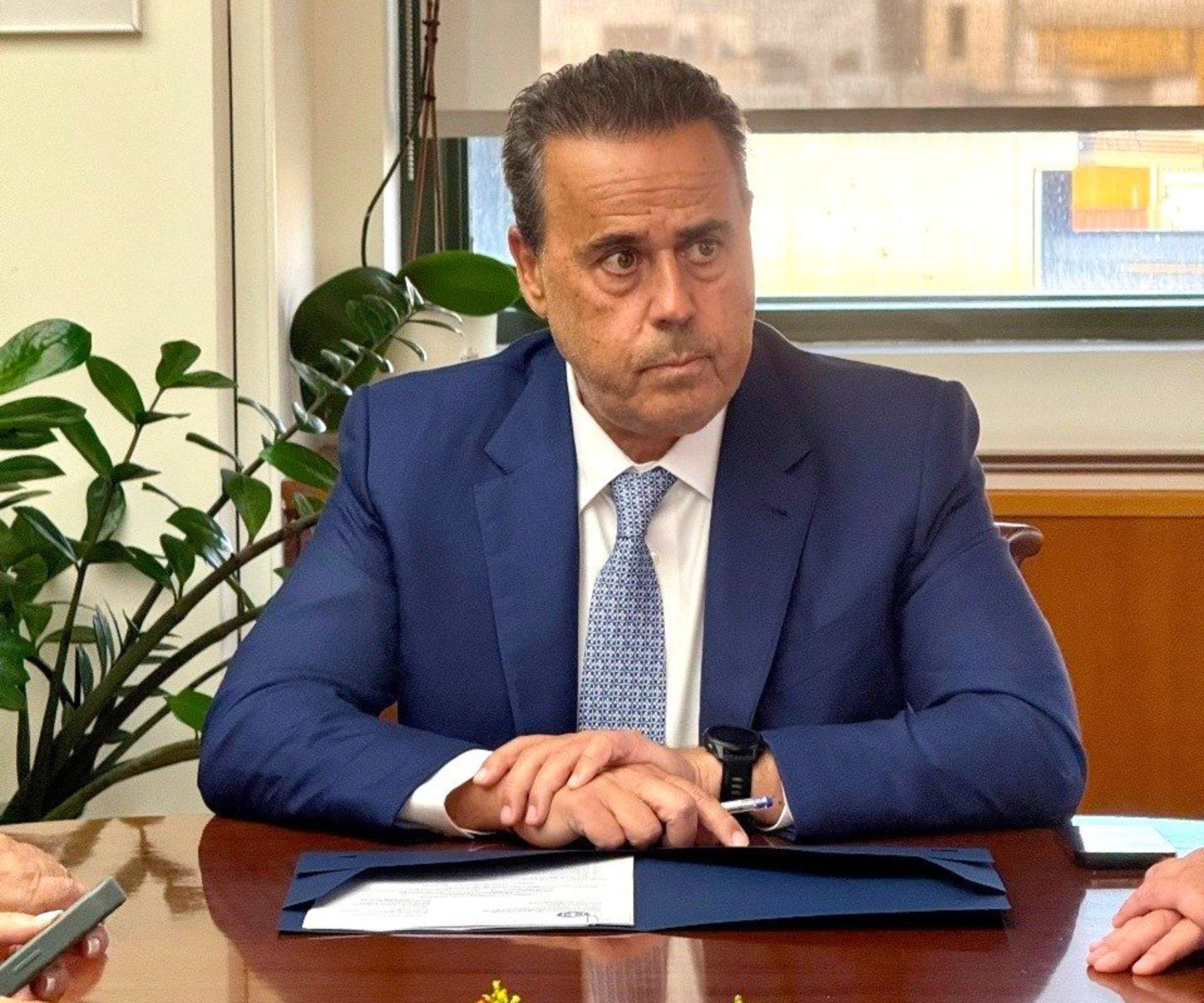 Επικοινωνία Παπασταύρου με τον Ισραηλινό υπουργό Ενέργειας – Στο επίκεντρο τα Στενά του Ορμούζ