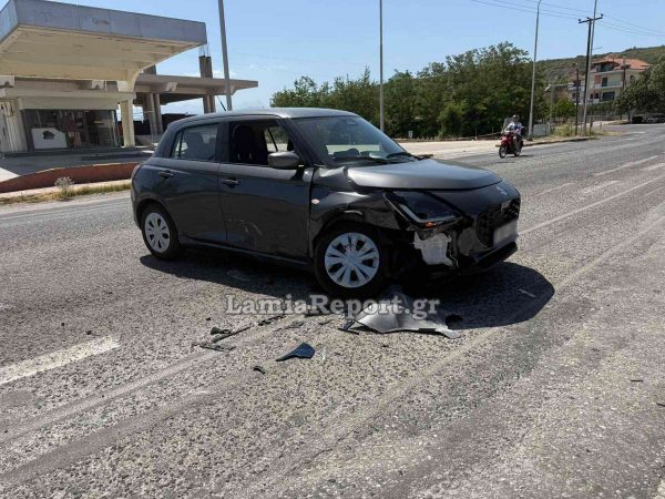 Τροχαίο στη Λαμία: Συγκρούστηκαν δύο αυτοκίνητα – Μέσα στο ένα βρισκόταν μικρό παιδί (Βίντεο)