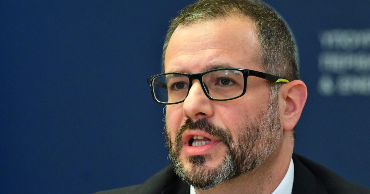 Τσάφος στον Alpha 98.9: «Οι επιδοτήσεις στα καύσιμα απέδωσαν περισσότερο από τις μειώσεις φόρων» – Σκληρή απάντηση στην Τουρκία: «Το καλώδιο θα συνεχιστεί»
