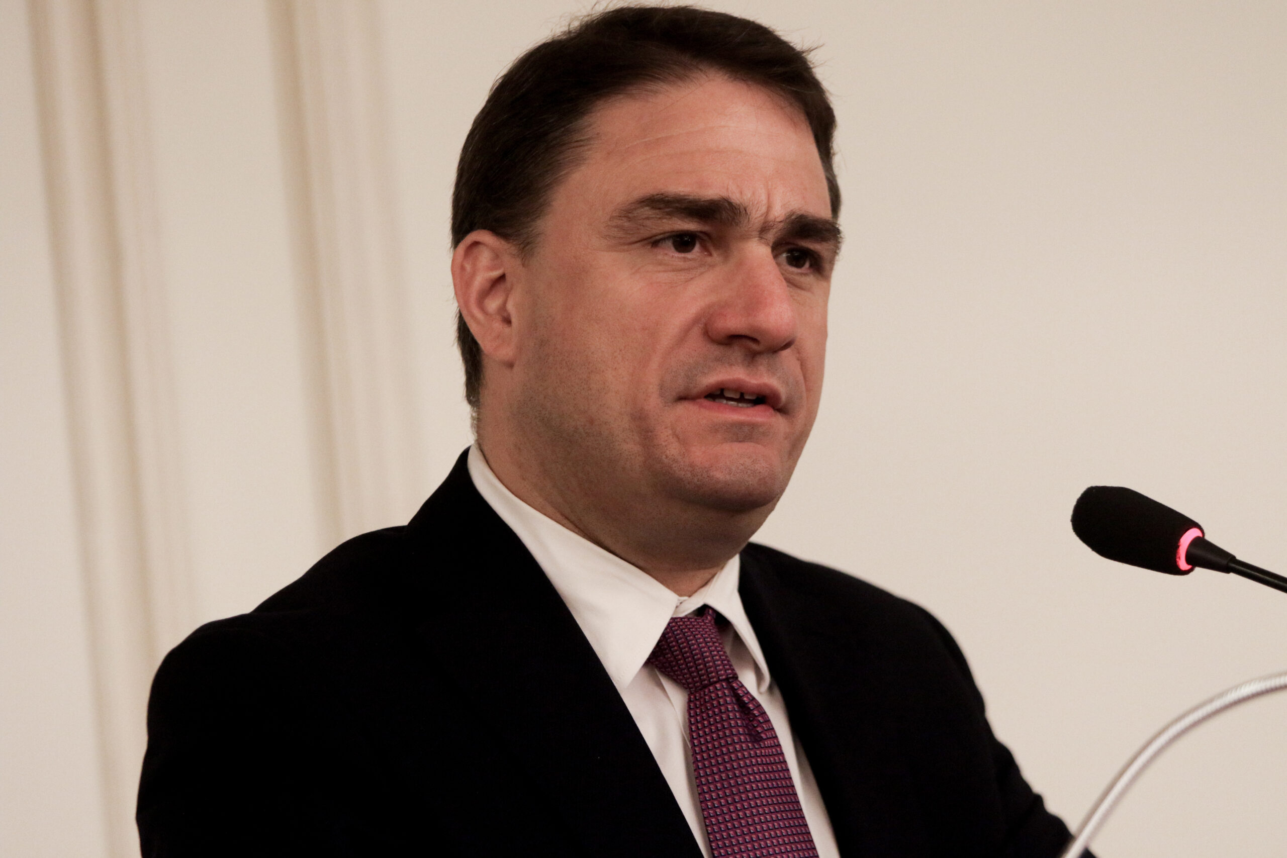 ΠΑΣΟΚ κατά Μητσοτάκη: «Αναξιοπιστία, αλαζονεία και εξαπάτηση το τρίπτυχο της σημερινής συνέντευξης»