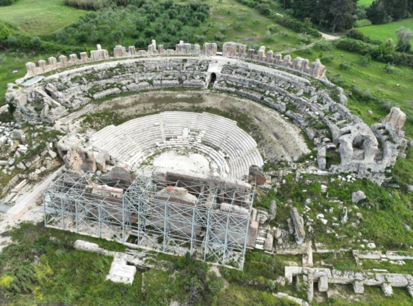 Αρχαία Νικόπολη: Αποκαθίσταται το κάτω κοίλο του Μεγάλου Θεάτρου