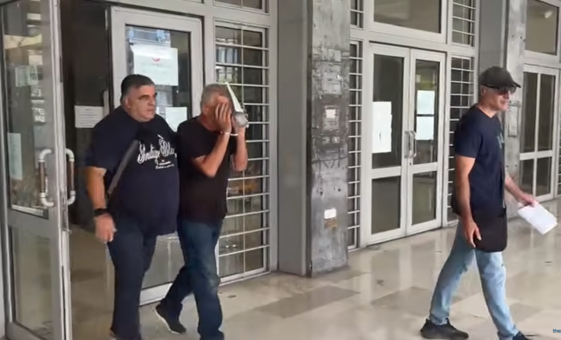 Θεσσαλονίκη: Σήμερα η απολογία του 59χρονου για τις έξι φωτιές στη Σίνδο – «Το έκανα λόγω πίεσης» (Βίντεο)