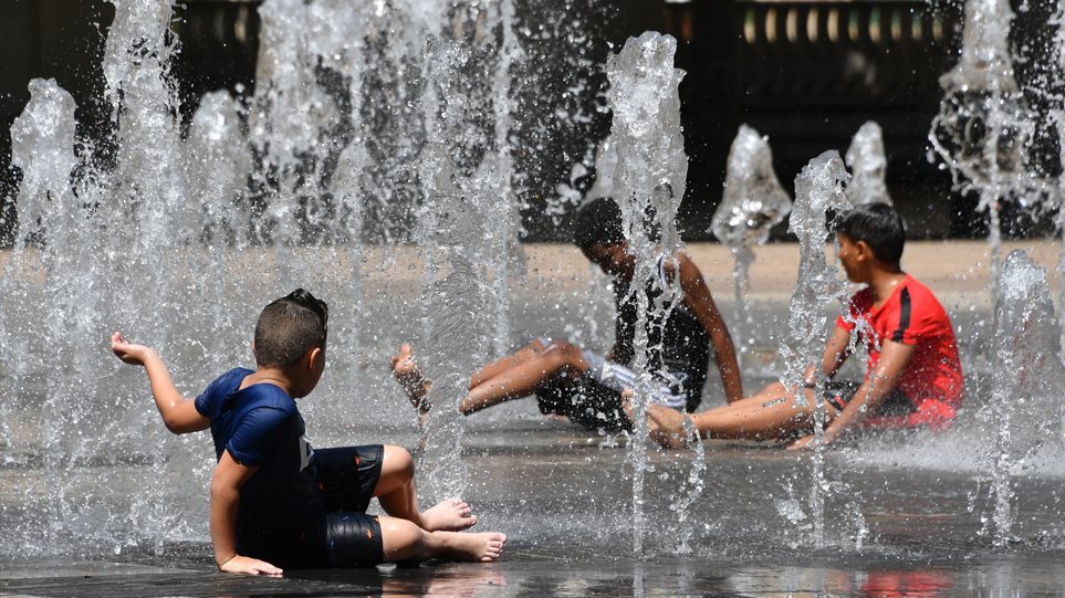 Πυρκαγιές: Σε «κίτρινο» συναγερμό 28 περιοχές – Πού αναμένεται να ξεπεράσει τους 40°C η θερμοκρασία (Βίντεο)