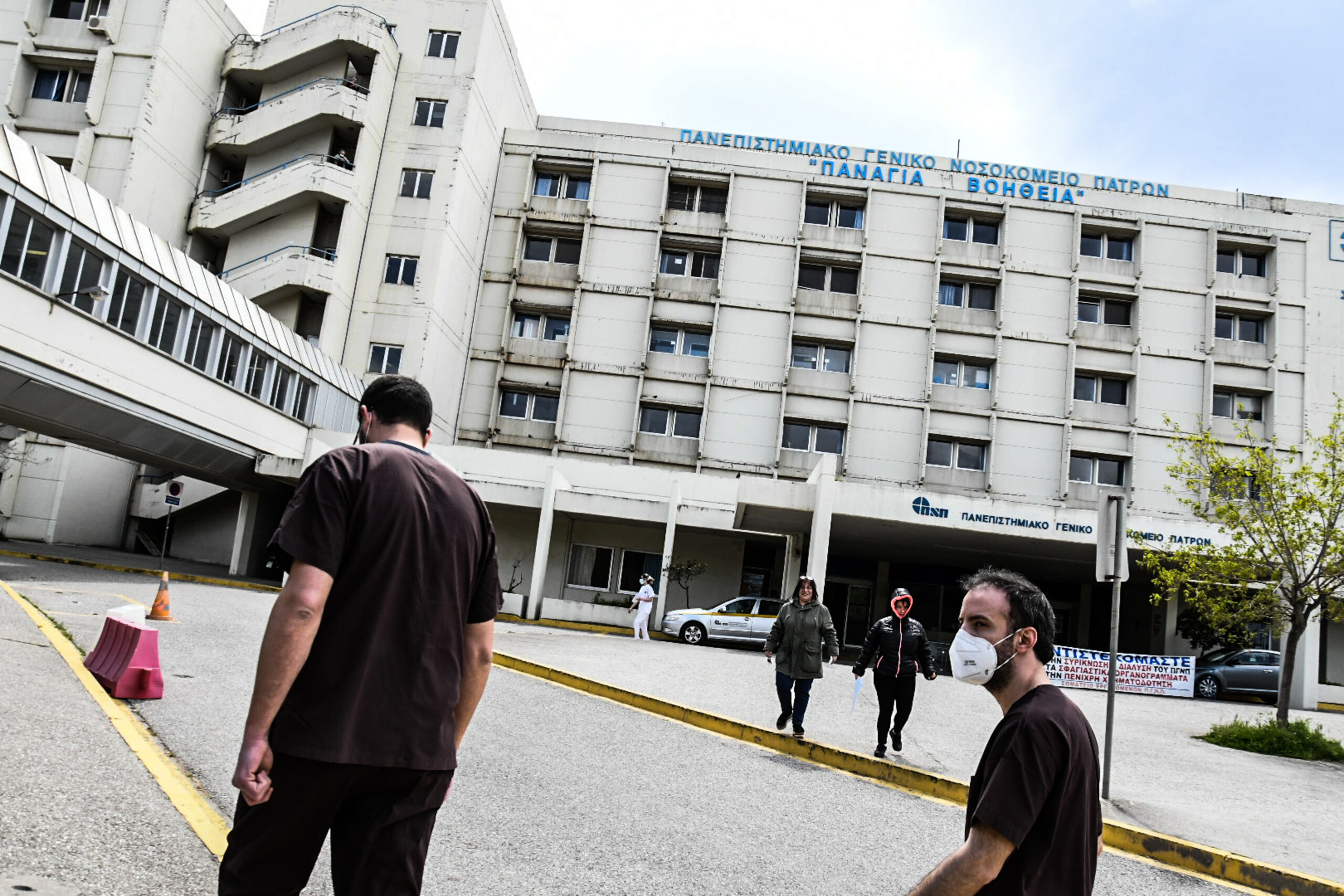 Πάτρα: Δύο συλλήψεις για παράνομη άσκηση του επαγγέλματος της αποκλειστικής νοσοκόμας