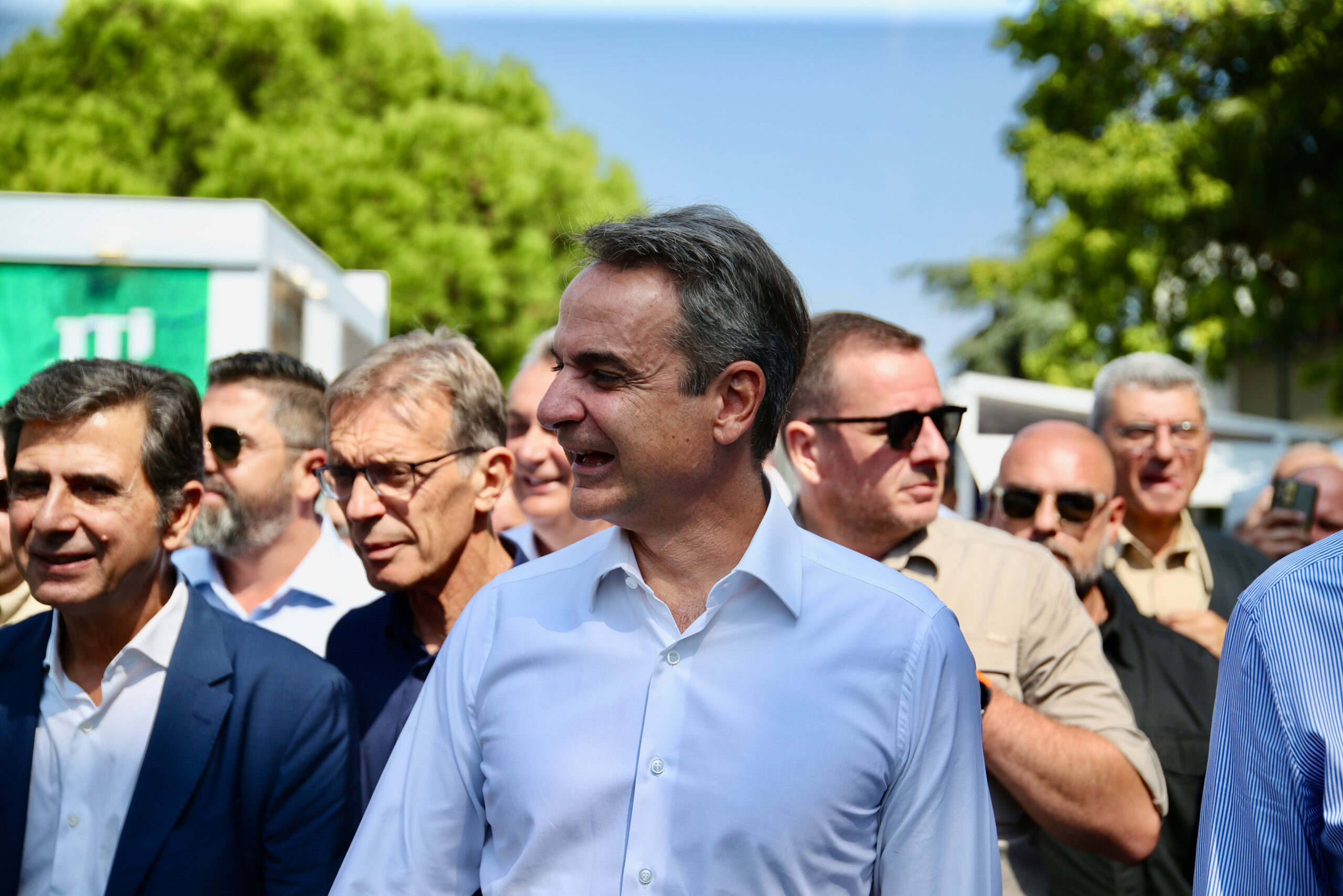 Η τελευταία πράξη πριν από τη ΔΕΘ: Το πακέτο μεγαλώνει – Ποιοι κερδίζουν από τις φοροελαφρύνσεις και τις ενισχύσεις 