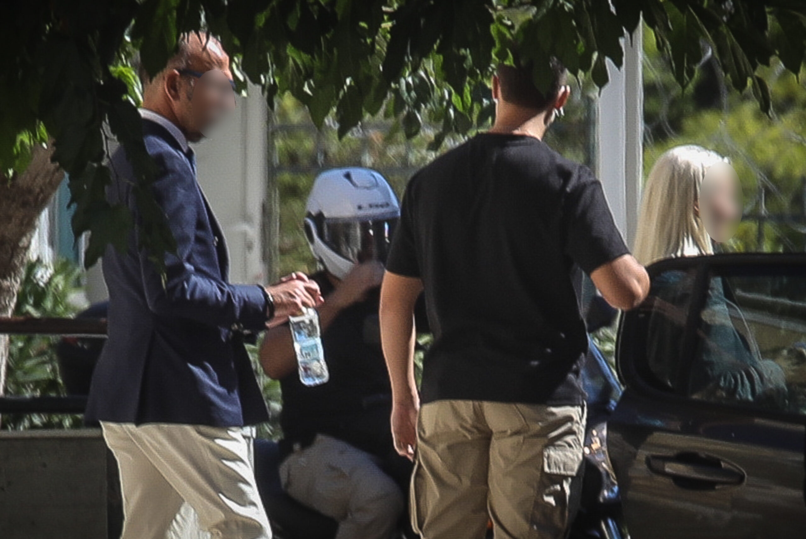 Όσα υποστηρίζουν οι δύο γιατροί για τον θάνατο του Μαζωνάκη: «Βρισκόμουν σε πανικό» – «Είχα φύγει για φαγητό» (Βίντεο)
