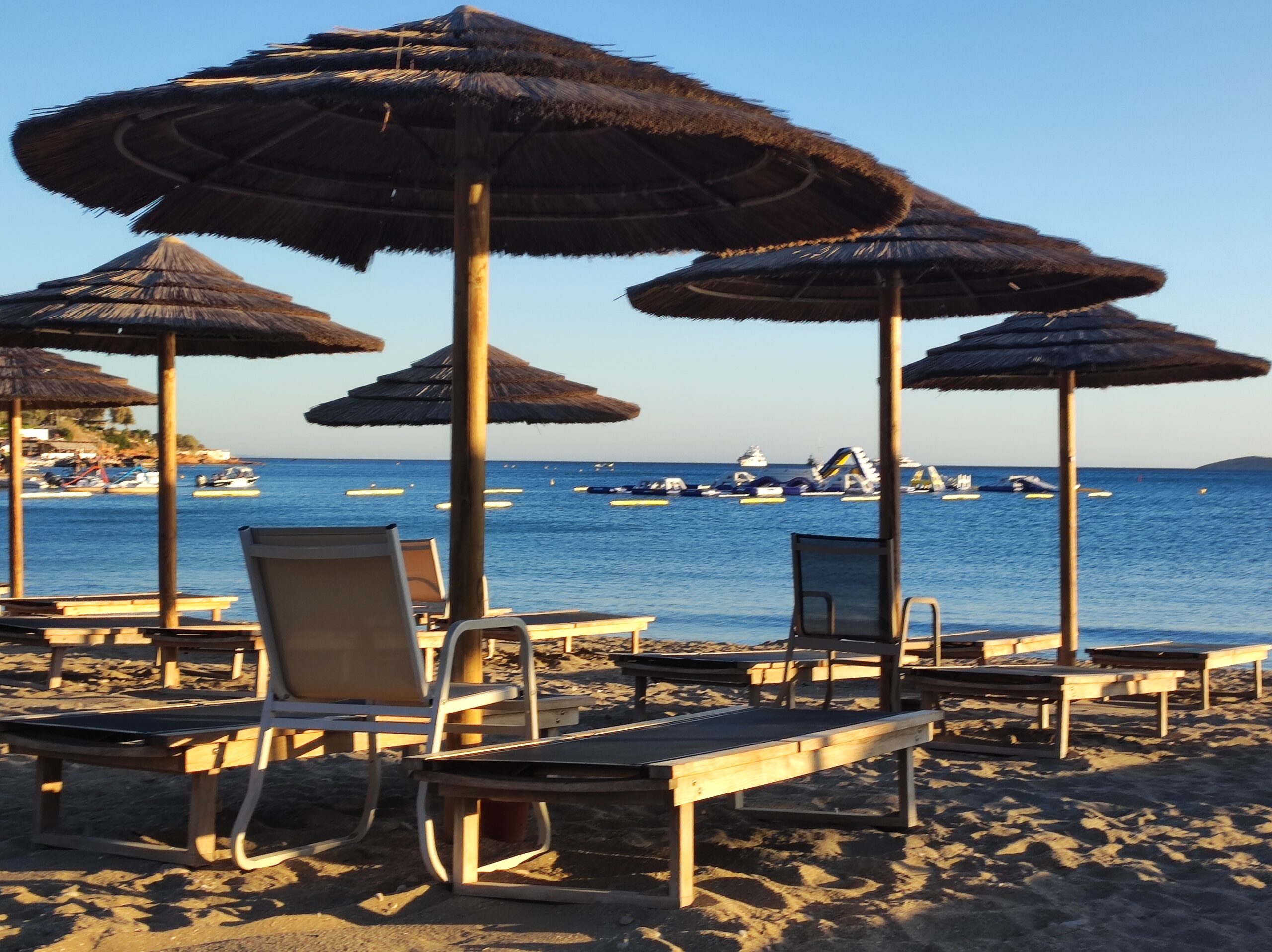 ΠΑΡΑΛΙΑ ΟΜΠΡΕΛΕΣ ΞΑΠΛΩΣΤΡΕΣ