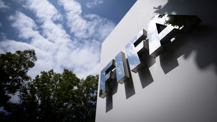 Η FIFA κατηγορεί την UEFA για «εκστρατεία παραπληροφόρησης» ενόψει των προεδρικών εκλογών