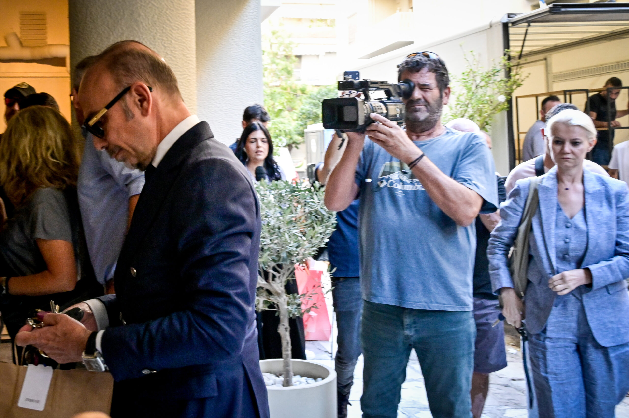 Θάνατος Μαζωνάκη: Τα ακίνητα, τα μεγάλα εισοδήματα και η πολυτελής ζωή των δύο προφυλακισμένων γιατρών