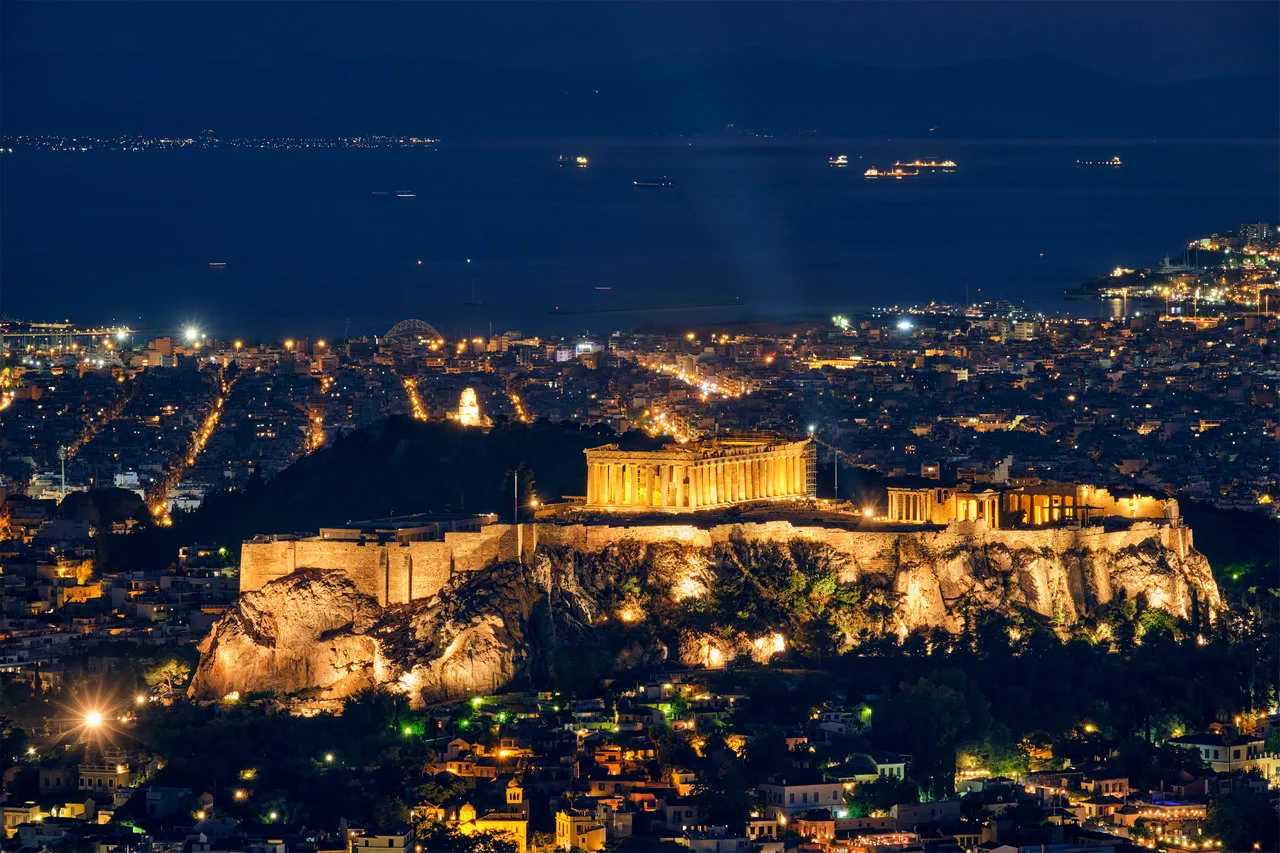 Η Ελλάδα του 2030 είναι ήδη εδώ – Πώς αλλάζουν σπίτι, δουλειά και καθημερινότητα (Βίντεο)
