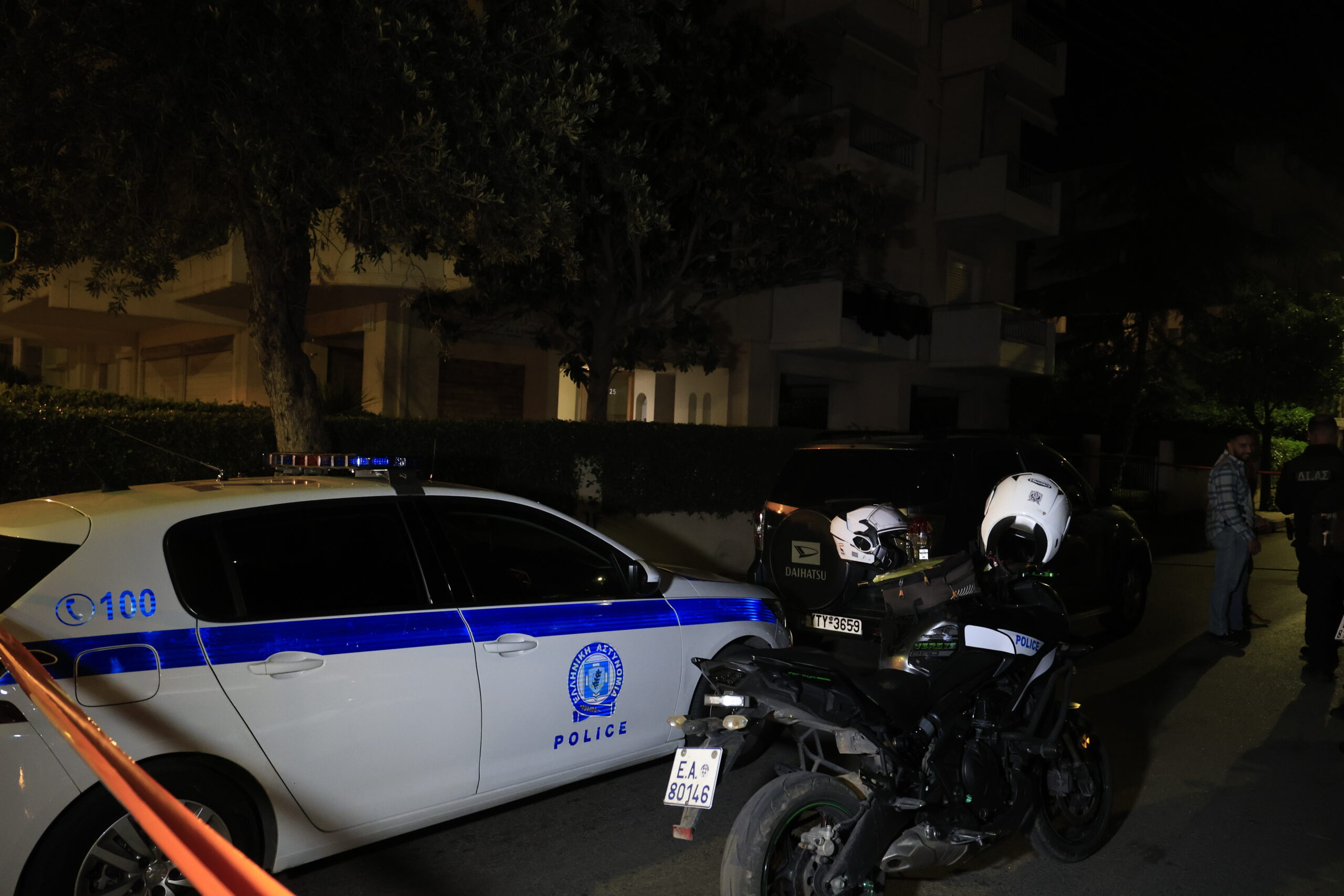 Συναγερμός στην Κλεισθένους: Διαρροή αερίου από επιβατικό όχημα – Μπλόκο της Τροχαίας