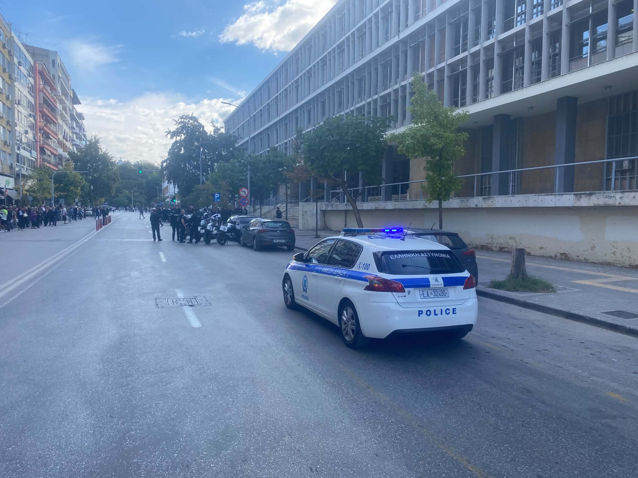 Θεσσαλονίκη: Λήξη συναγερμού στα Δικαστήρια – Φάρσα το τηλεφώνημα για βόμβα