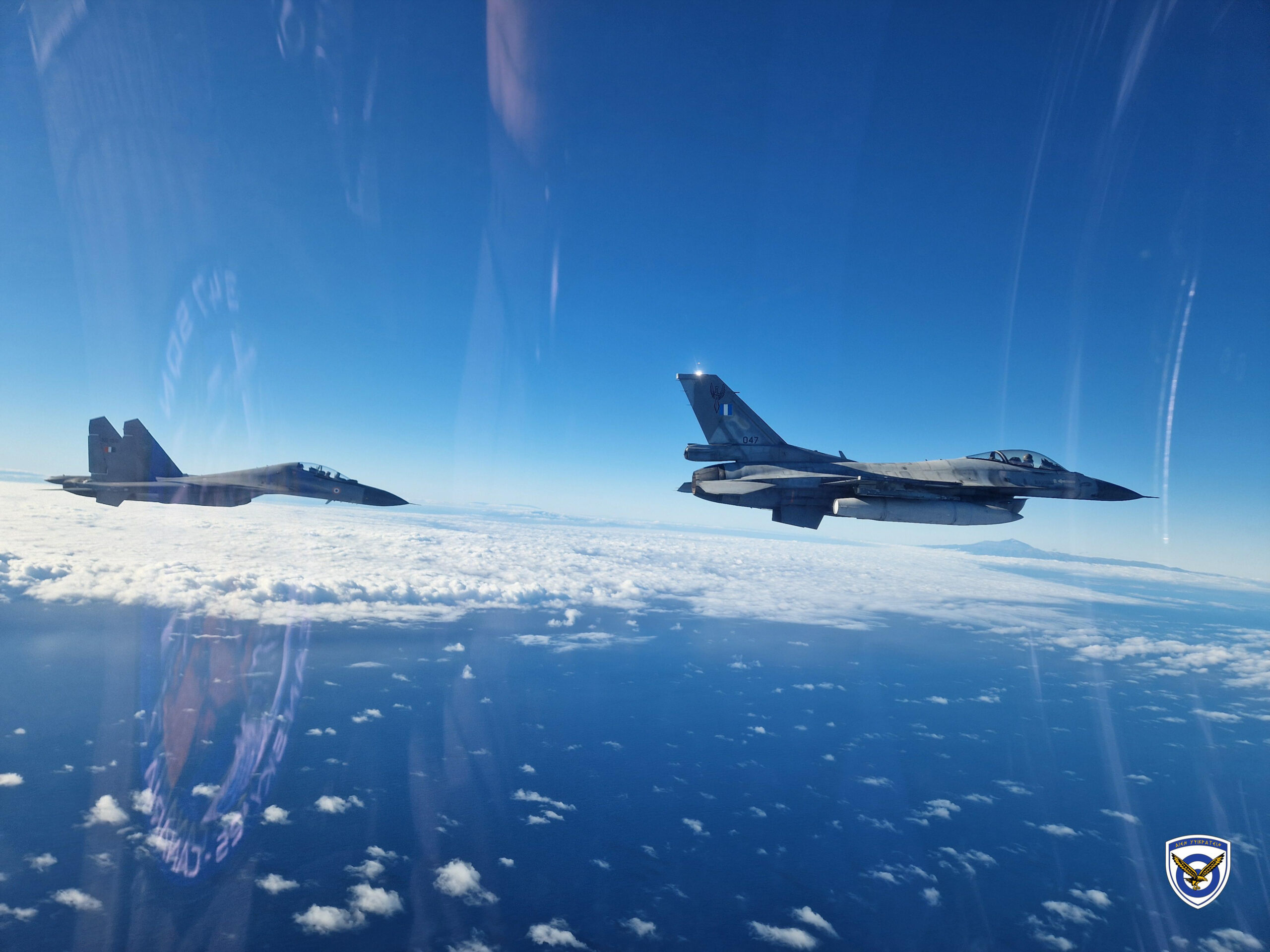 Κύπρος: Ελληνικά F-16 και πεζοπόρα τμήματα στην παρέλαση για την 66η επέτειο της Ανεξαρτησίας