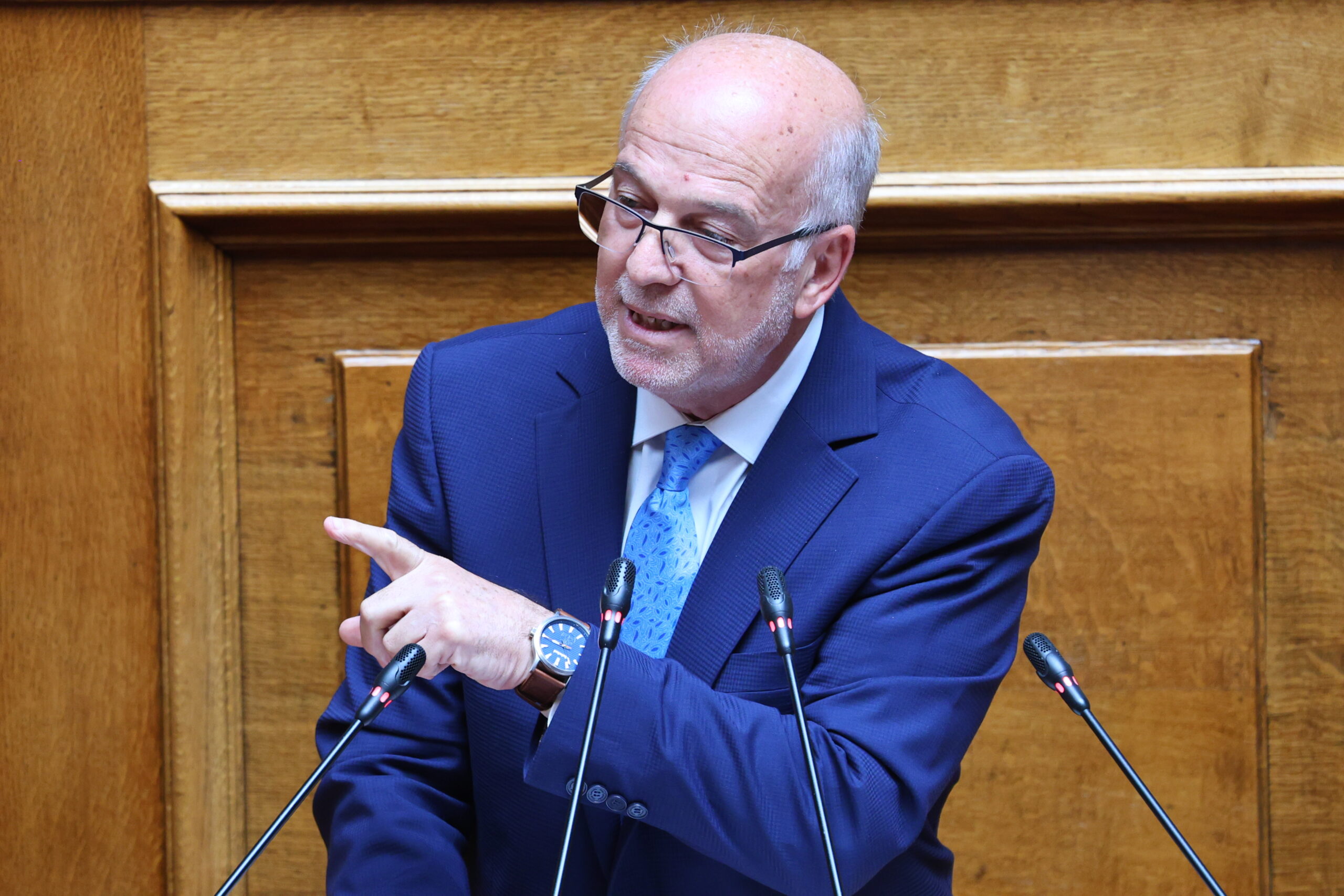 Επιμένει ο Φλωρίδης: «Αν δεν υπήρχε ισχυρή κυβέρνηση η Ελλάδα θα έπεφτε χωρίς μια τουφεκιά» – Το παράδειγμα του Έβρου