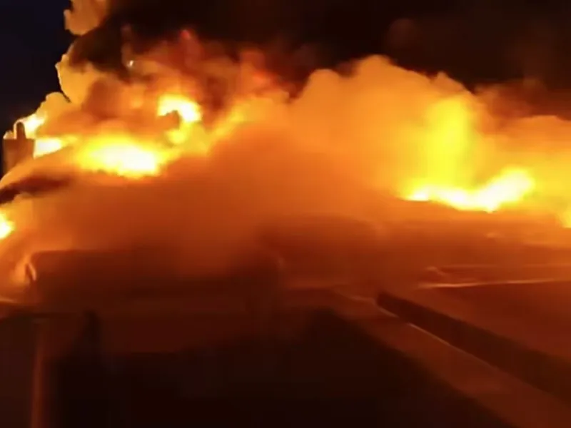 Τραγωδία στις Φιλιππίνες: Τουλάχιστον 5 νεκροί από φωτιά σε φέρι μποτ (Βίντεο)