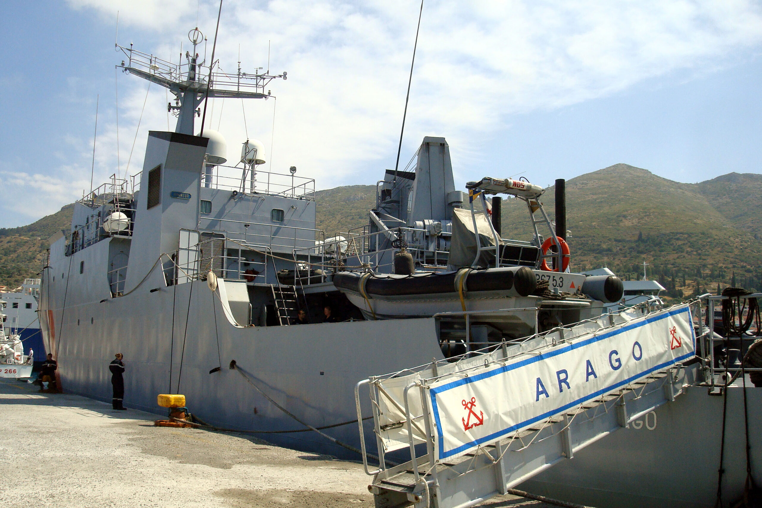 Γαύδος: Διάσωση 33 μεταναστών από σκάφος της Frontex νότια του νησιού