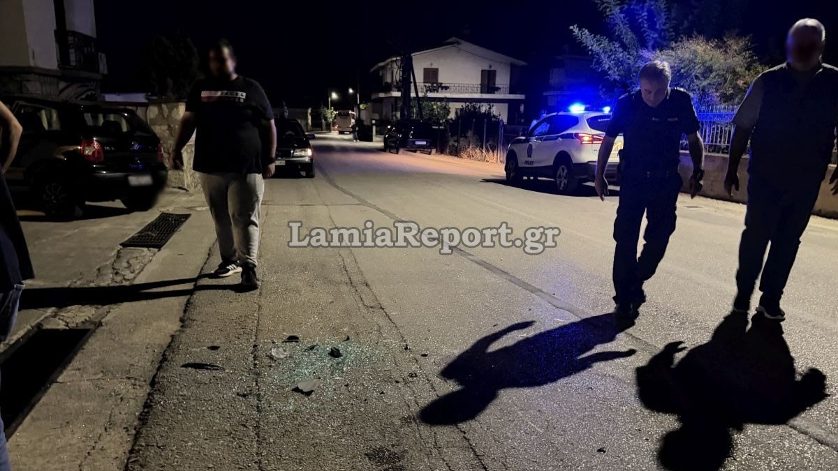 Λαμία: Μηχανή καρφώθηκε σε αυτοκίνητο – Τραυματίστηκε ο οδηγός