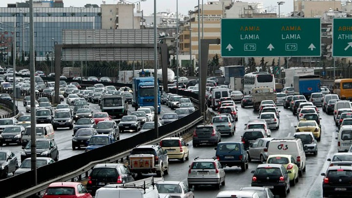 Αθηνών – Κορίνθου: Σοβαρά προβλήματα στην κυκλοφορία – Λόγω τροχαίου στον Ασπρόπυργο