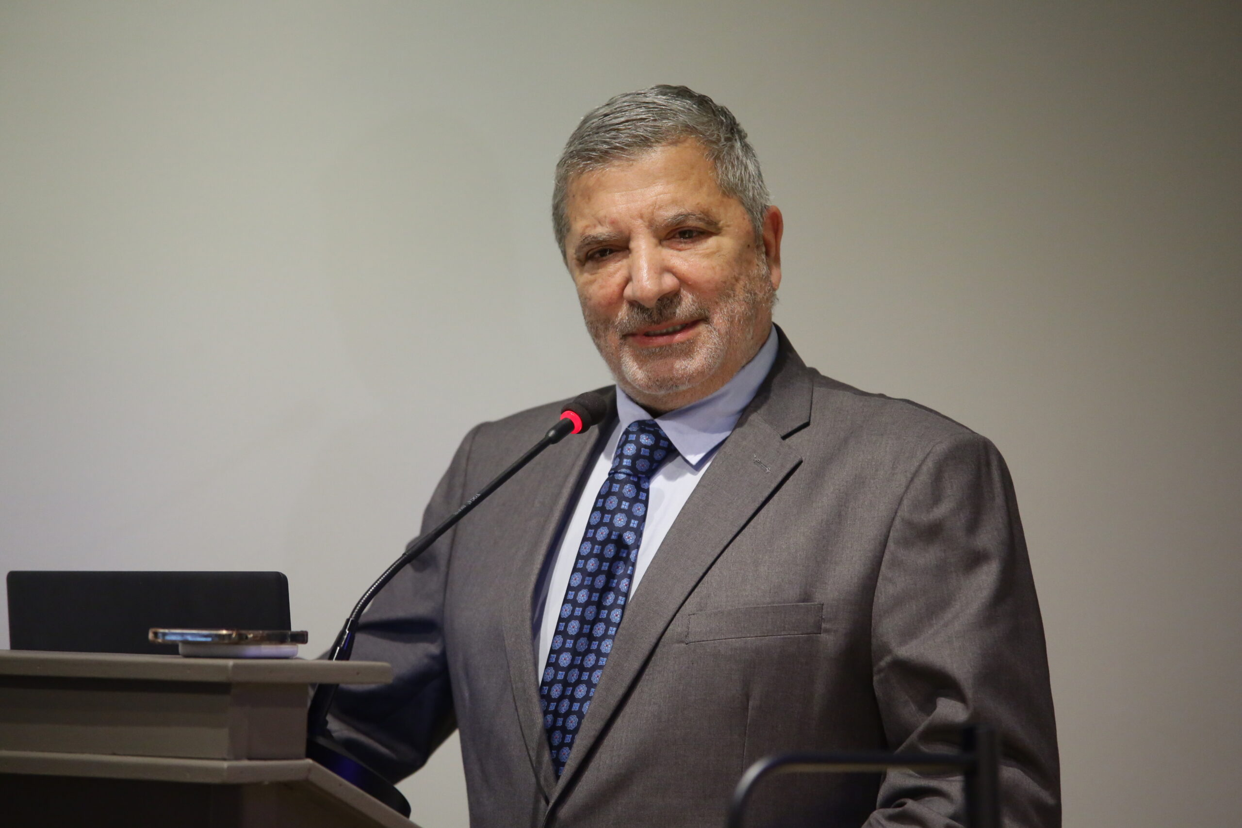 Πατούλης για παραπομπή στην Αρχή Διαφάνειας: «Συντάσσομαι απόλυτα – Να σταματήσει η ανθρωποφαγία»