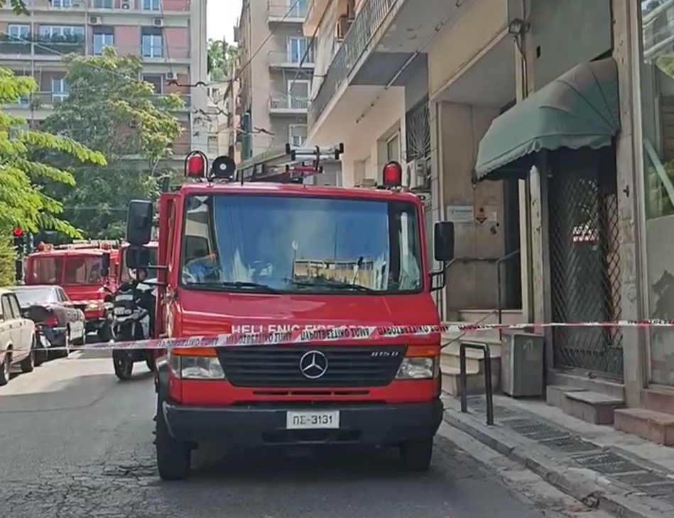 Γκύζη: Πυρκαγιά σε διαμέρισμα κοντά στη Λεωφόρο Αλεξάνδρας (Βίντεο)
