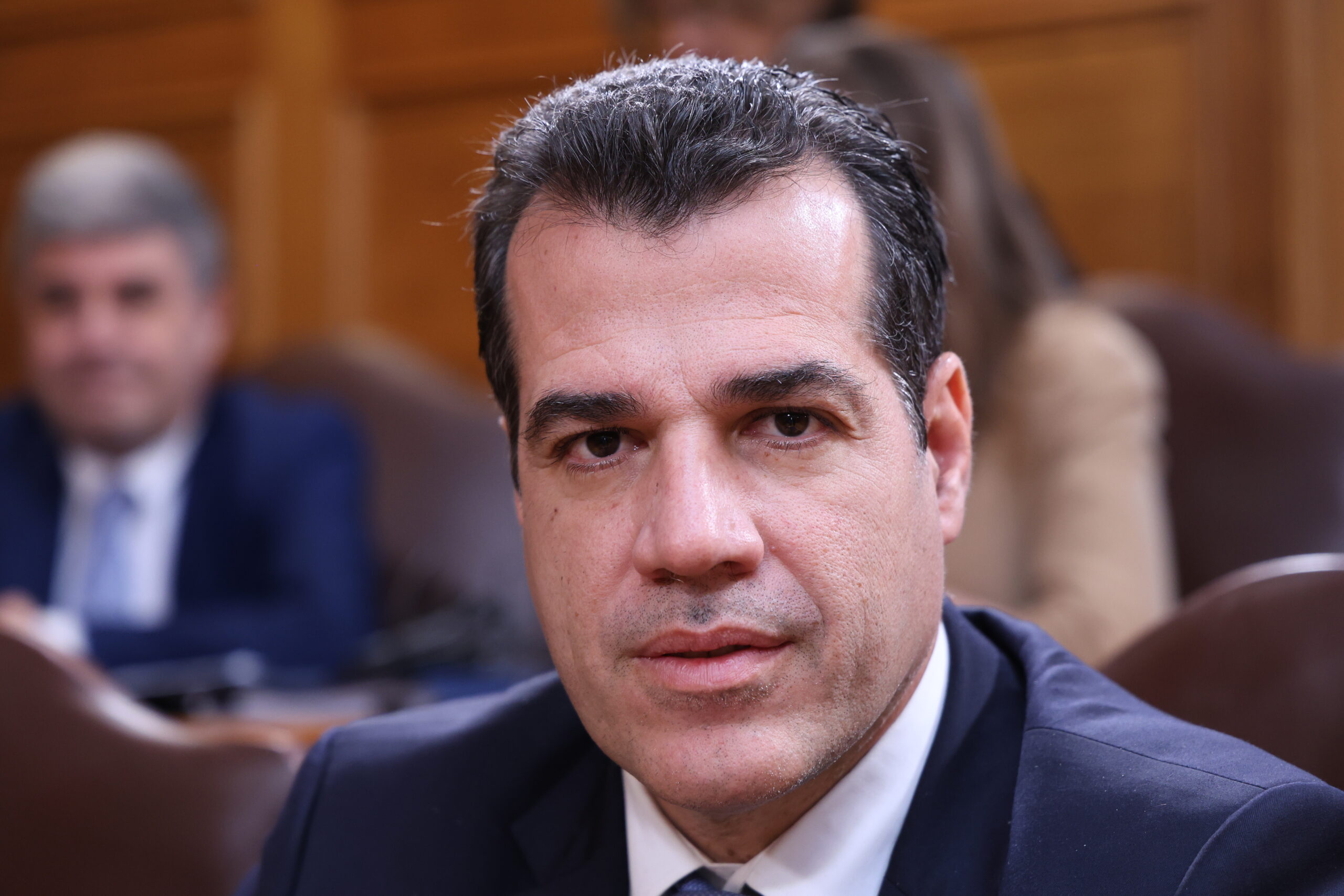 Καταγγελία από δικηγόρο για τον Θάνο Πλεύρη: «Έφερε τον Θεοδωρόπουλο στο Ιατρονομικό Συμβούλιο» (Βίντεο)