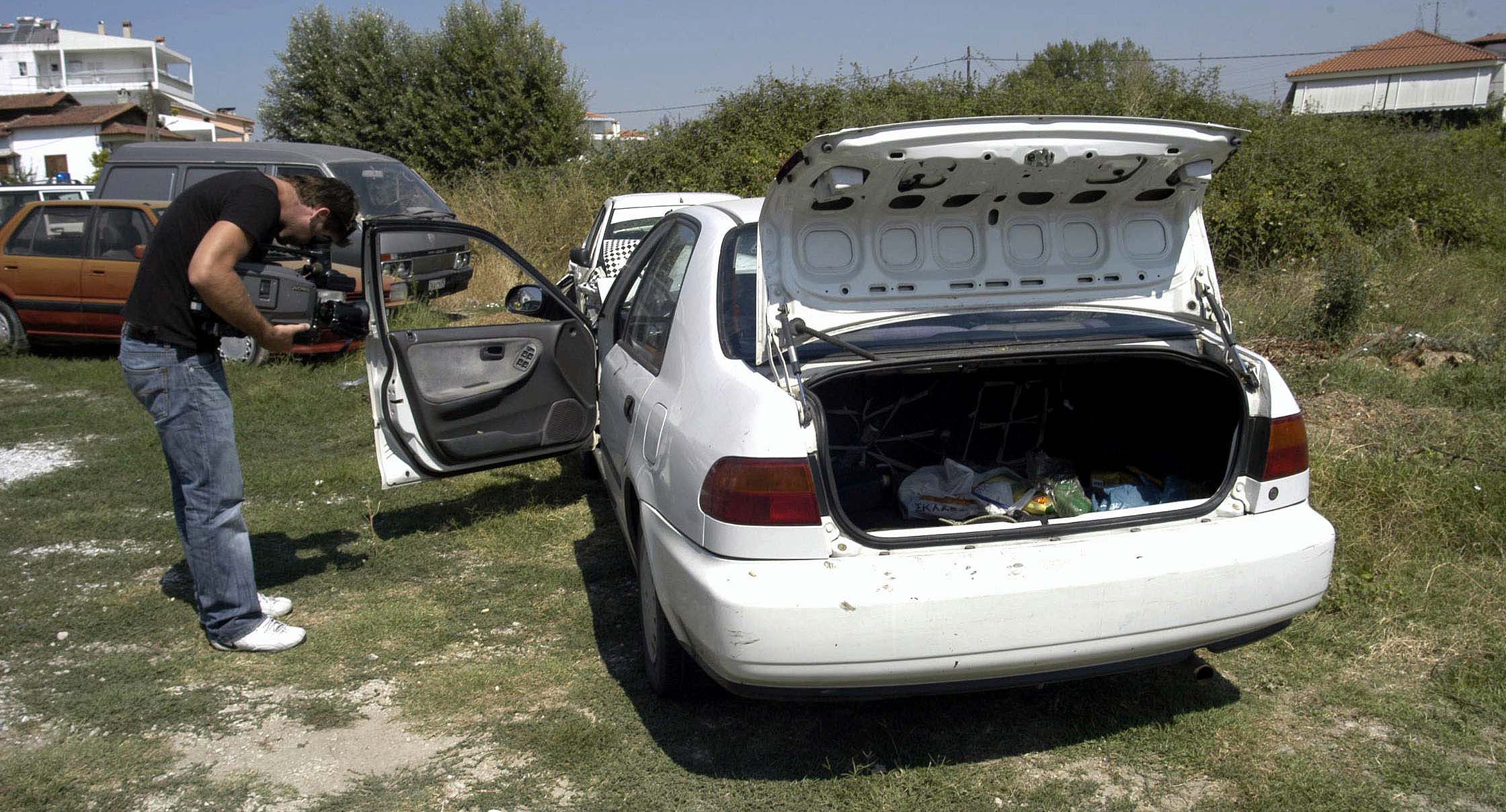 Θεσσαλονίκη: Συνελήφθη 37χρονος – Mετέφερε στο πορτ-μπαγκάζ 3 μετανάστες, εκ των οποίων ένας ανήλικος