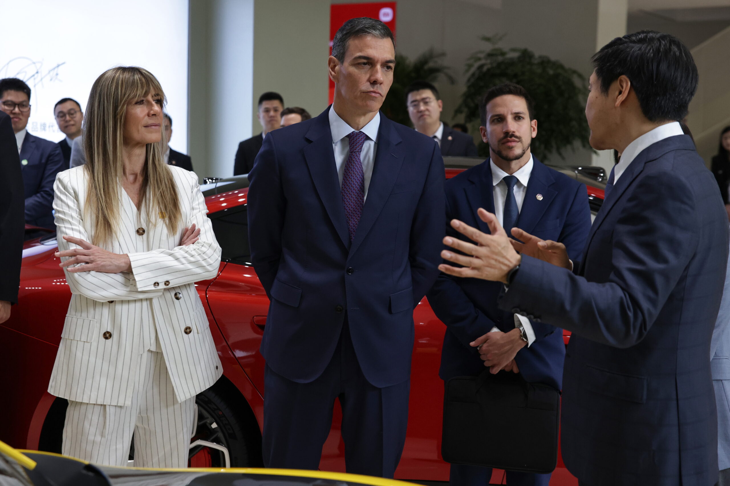 Ισπανία: Παραπομπή σε δίκη για τη σύζυγο του Σάντσεθ με την κατηγορία της υπεξαίρεσης