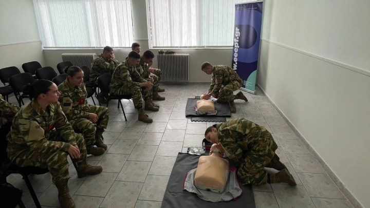 Μαθήματα ζωής στη Διάβα Καλαμπάκας: Σπουδαστές της ΣΜΥ εκπαιδεύτηκαν στις πρώτες βοήθειες