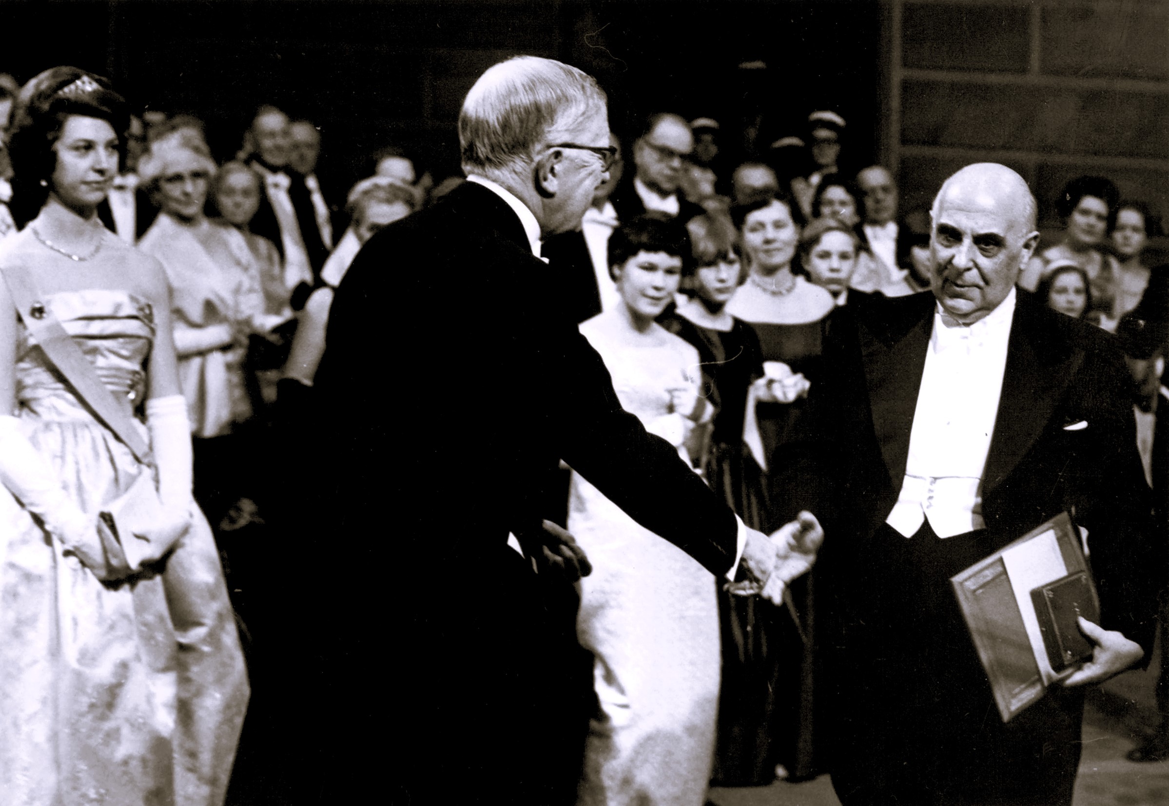 22 Σεπτεμβρίου 1971: Όταν η κηδεία του Σεφέρη έγινε πορεία κατά της χούντας