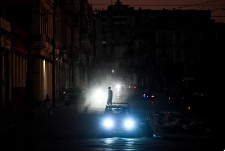 Κούβα: Μερική αποκατάσταση της ηλεκτροδότησης μετά τη νέα γενικευμένη διακοπή ρεύματος
