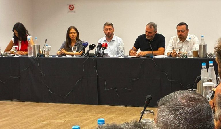 Ανδρουλάκης από την Κρήτη: «Να ξαναζωντανέψει η ύπαιθρος» – Στο πλευρό αγροτών και κτηνοτρόφων