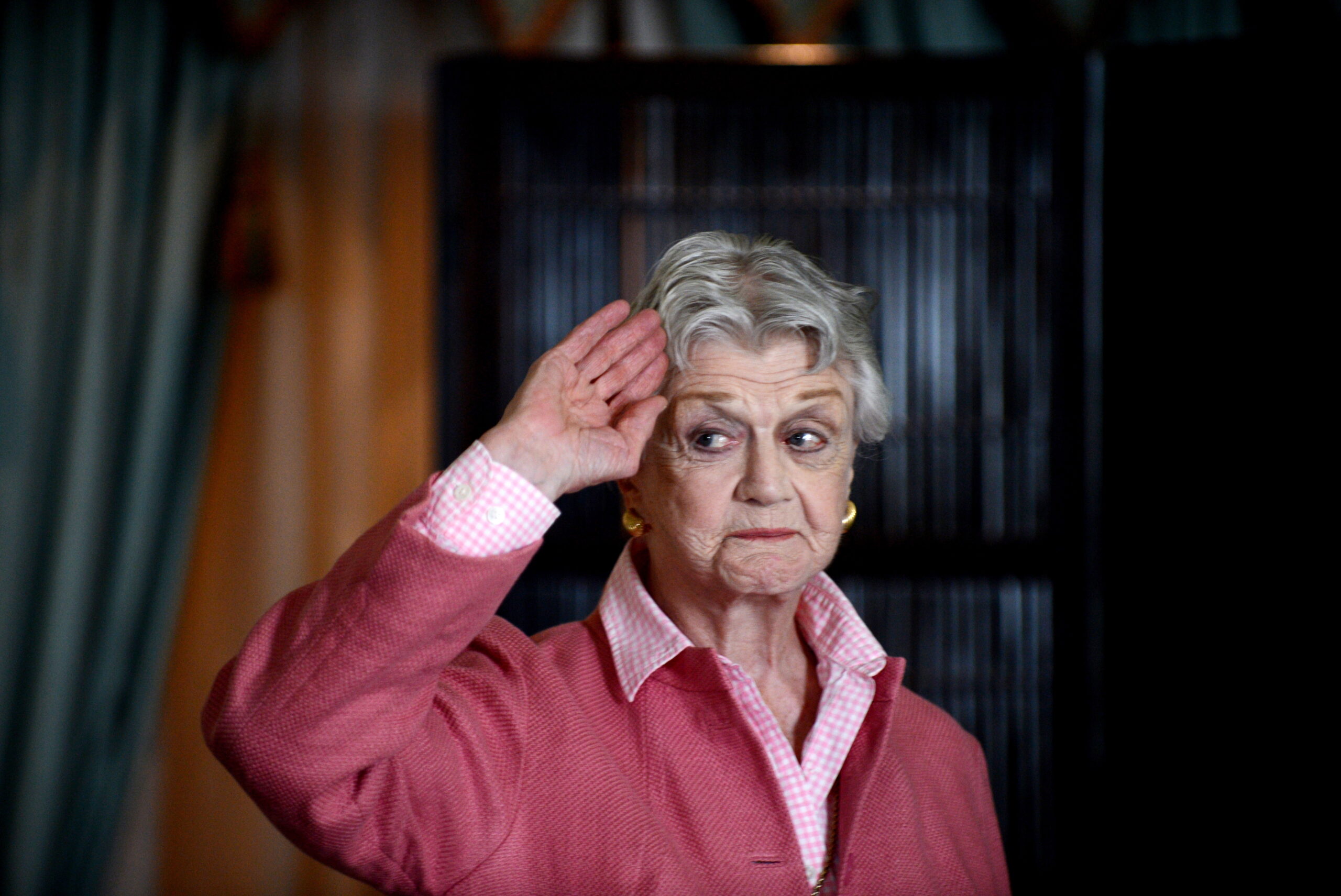 epa10237255 (FILE) - British actress Angela Lansbury attends a media call for the theater play 'Driving Miss Daisy' in Sydney, Australia, 07 January 2013 (Reissued 11 October 2022). Angela Lansbury has died aged 96 in Los Angeles, USA on 11 October 2022.
