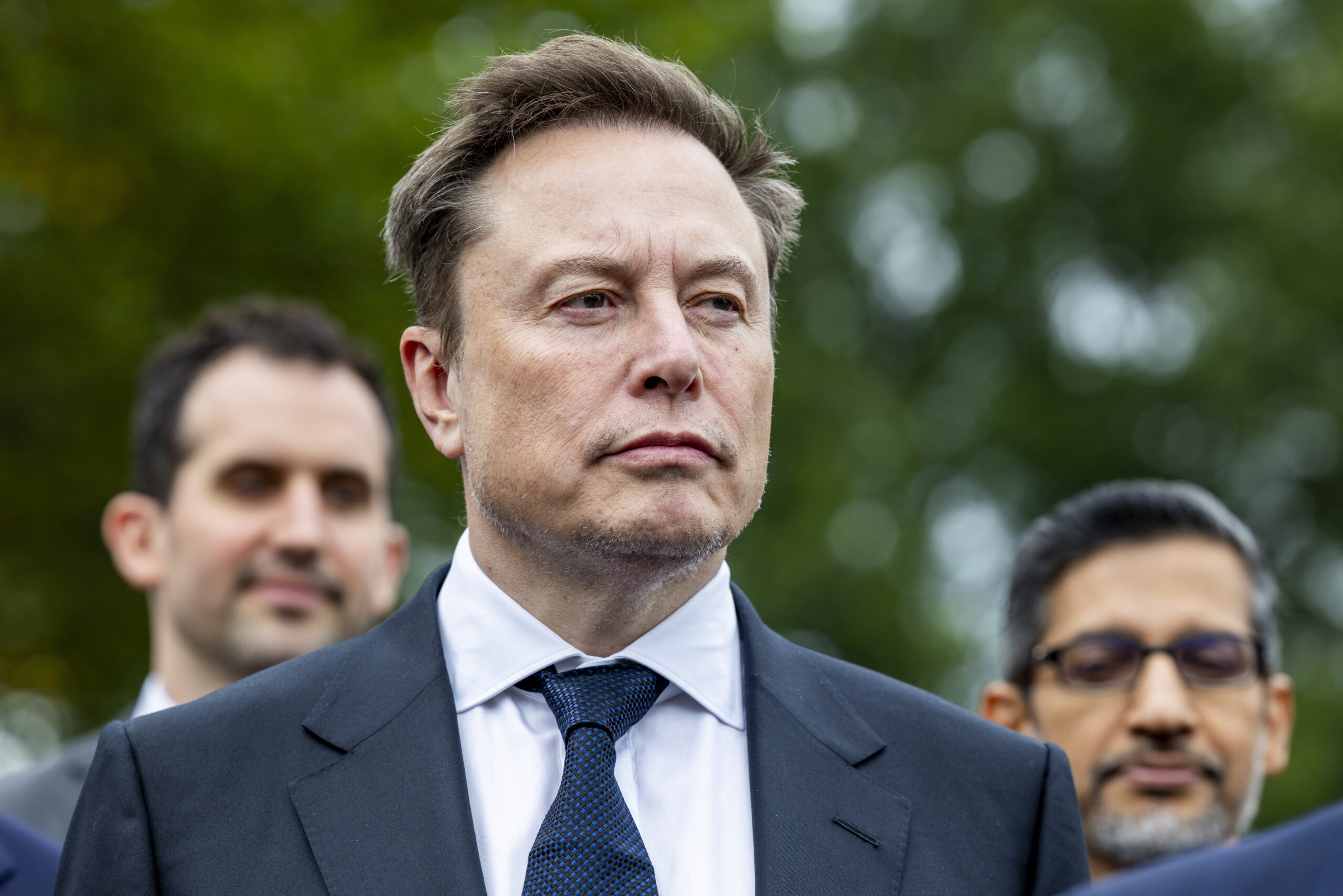 Μασκ: Βάζει το «υπερνοημοσύνη» στο όνομα της SpaceX