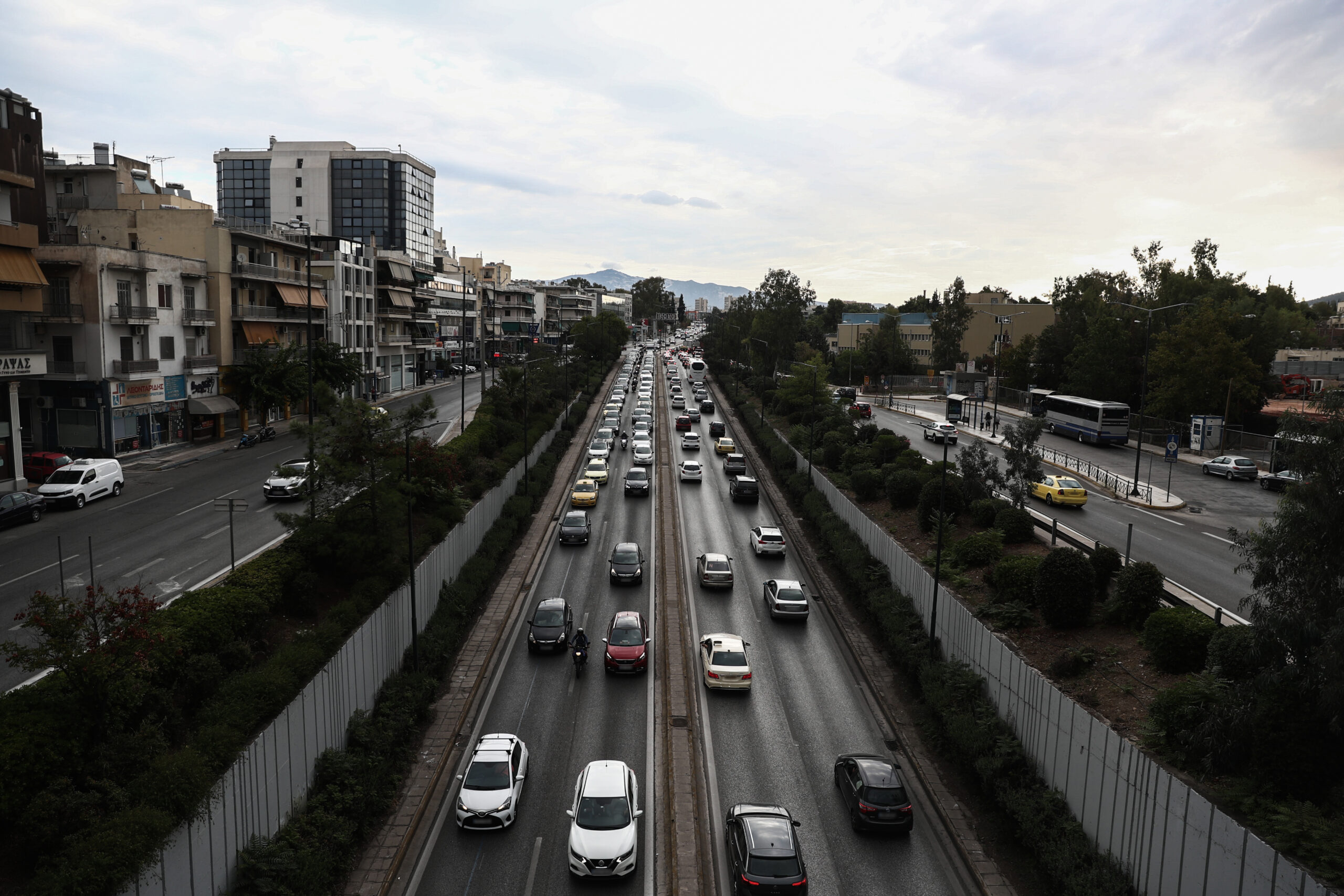 Συνελήφθη οδηγός αστικού λεωφορείου για τρελή πορεία στη Λεωφόρο Μεσογείων