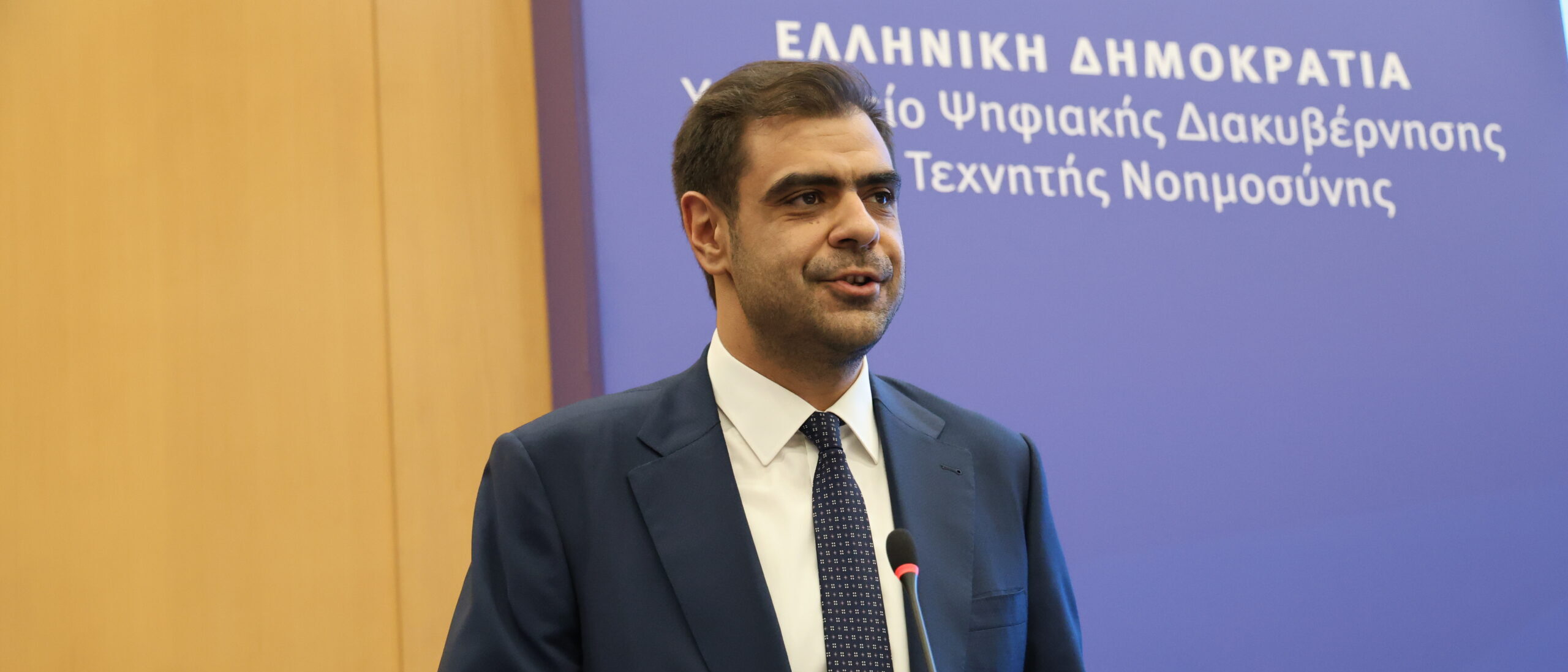 Μαρινάκης κατά Τσίπρα: «Με τον νόμο Παρασκευόπουλου έβγαζε εγκληματίες από τη φυλακή»