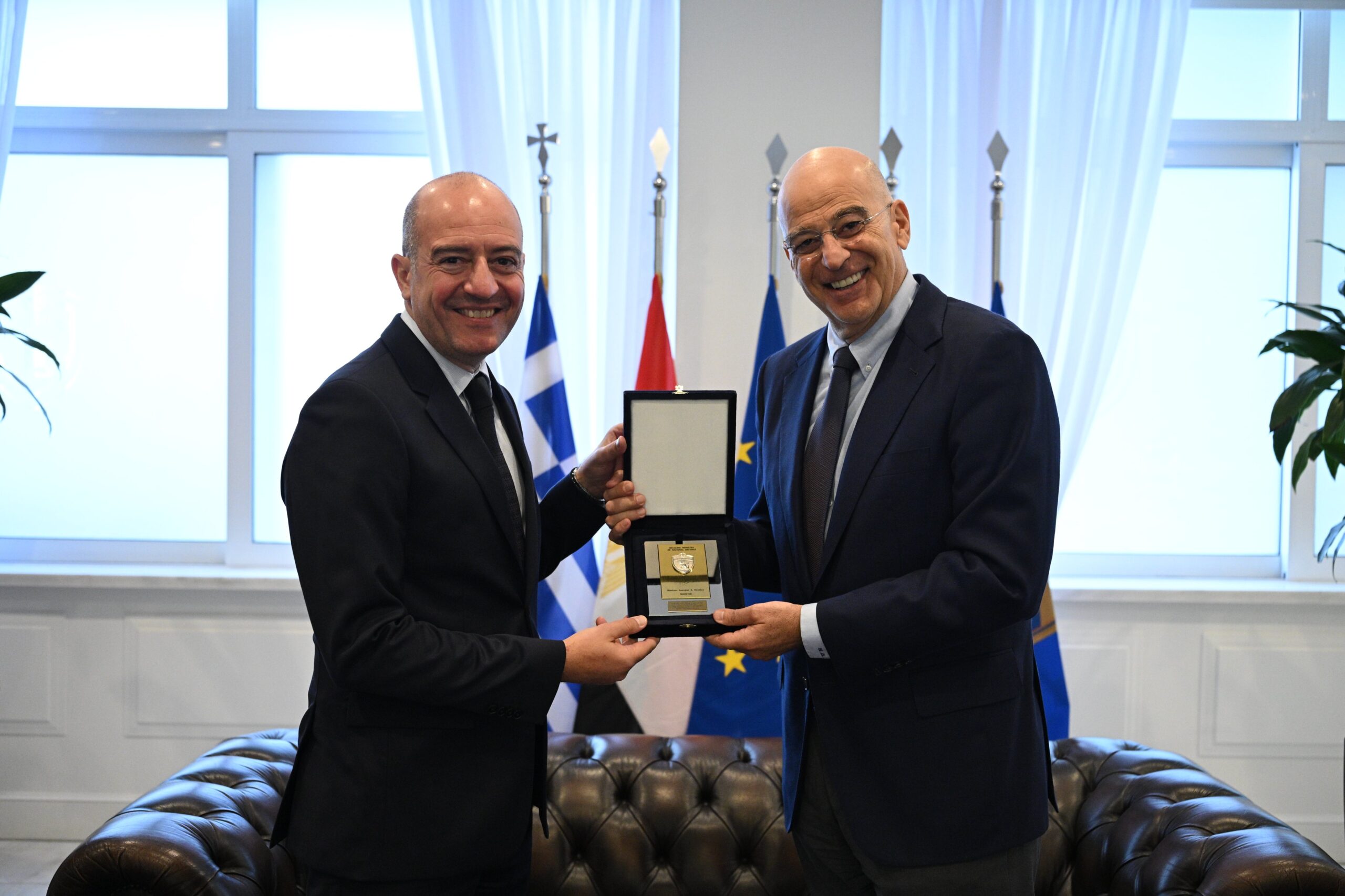 Συνάντηση Δένδια με τον πρεσβευτή της Αιγύπτου