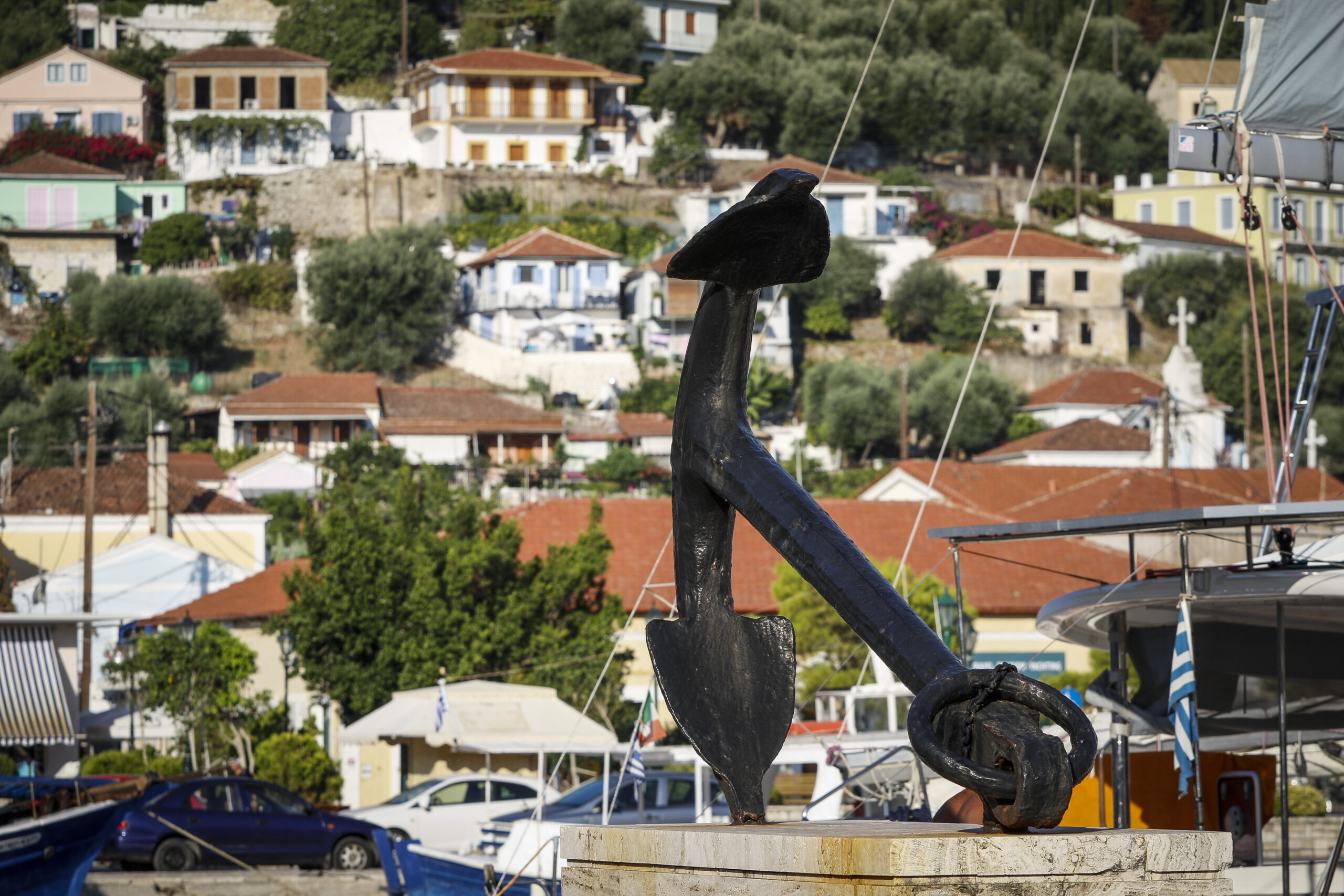 Πειραιάς: Εμπλοκή άγκυρας σε πλοίο για Αίγινα – Ταλαιπωρία για τους 10 επιβάτες