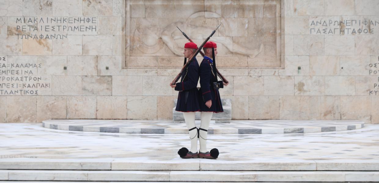Μνημείο Αγνώστου Στρατιώτη: Αλλάζει όψη μετά από 94 χρόνια – Η ιστορία πίσω από τις αλλαγές (Βίντεο)