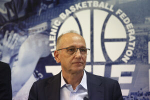 Ξεκινούν οι απολογίες για τα στημένα στο μπάσκετ – Ο διαιτητής με τα 820.000 ευρώ και οι καταθέσεις που καίνε τους κατηγορούμενους