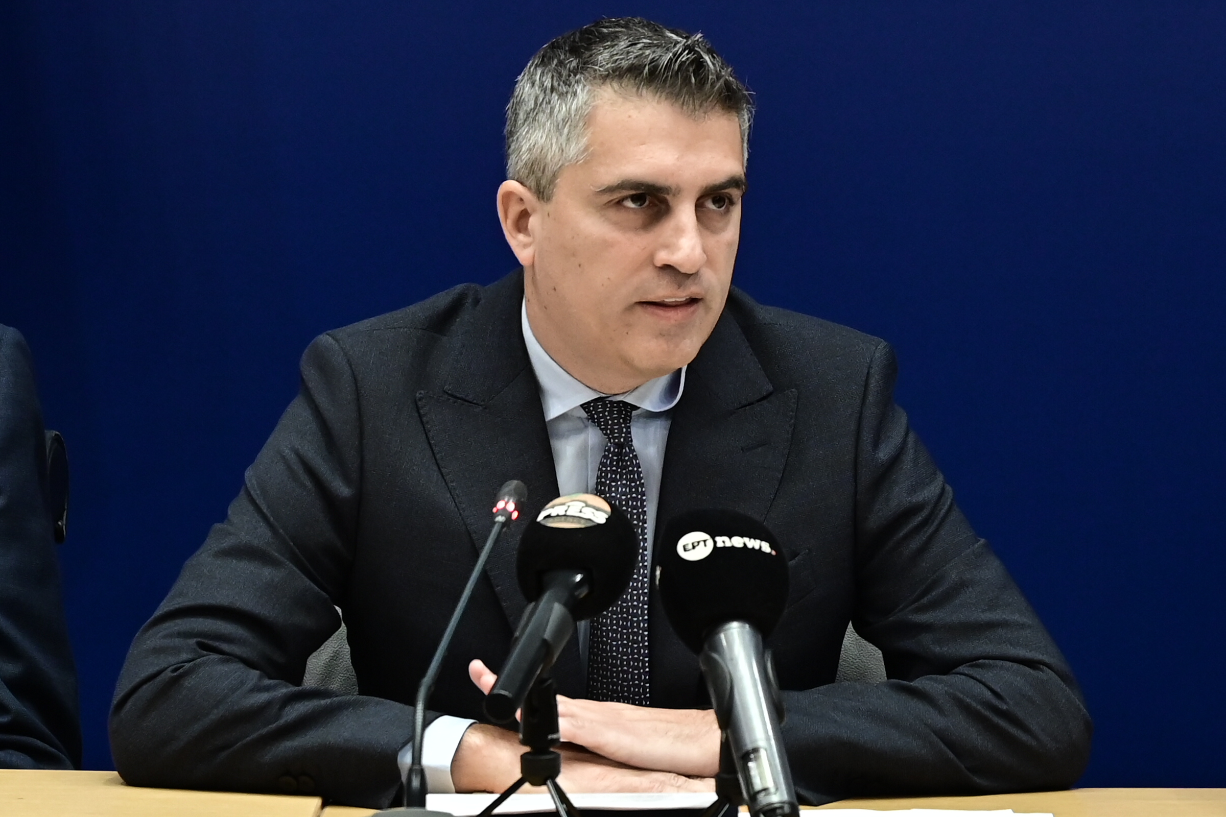 Δήμας: «Ξεκινούν άμεσα οι αποκαταστάσεις στα κτίρια της Κυψέλης – Προτεραιότητα η ασφάλεια των κατοίκων»