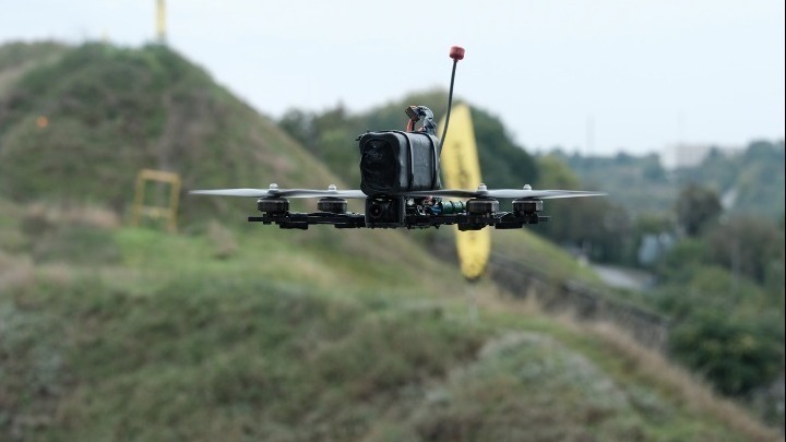 Ουκρανία: Ρωσικά drones έπληξαν κομβική γέφυρα στο Κίεβο