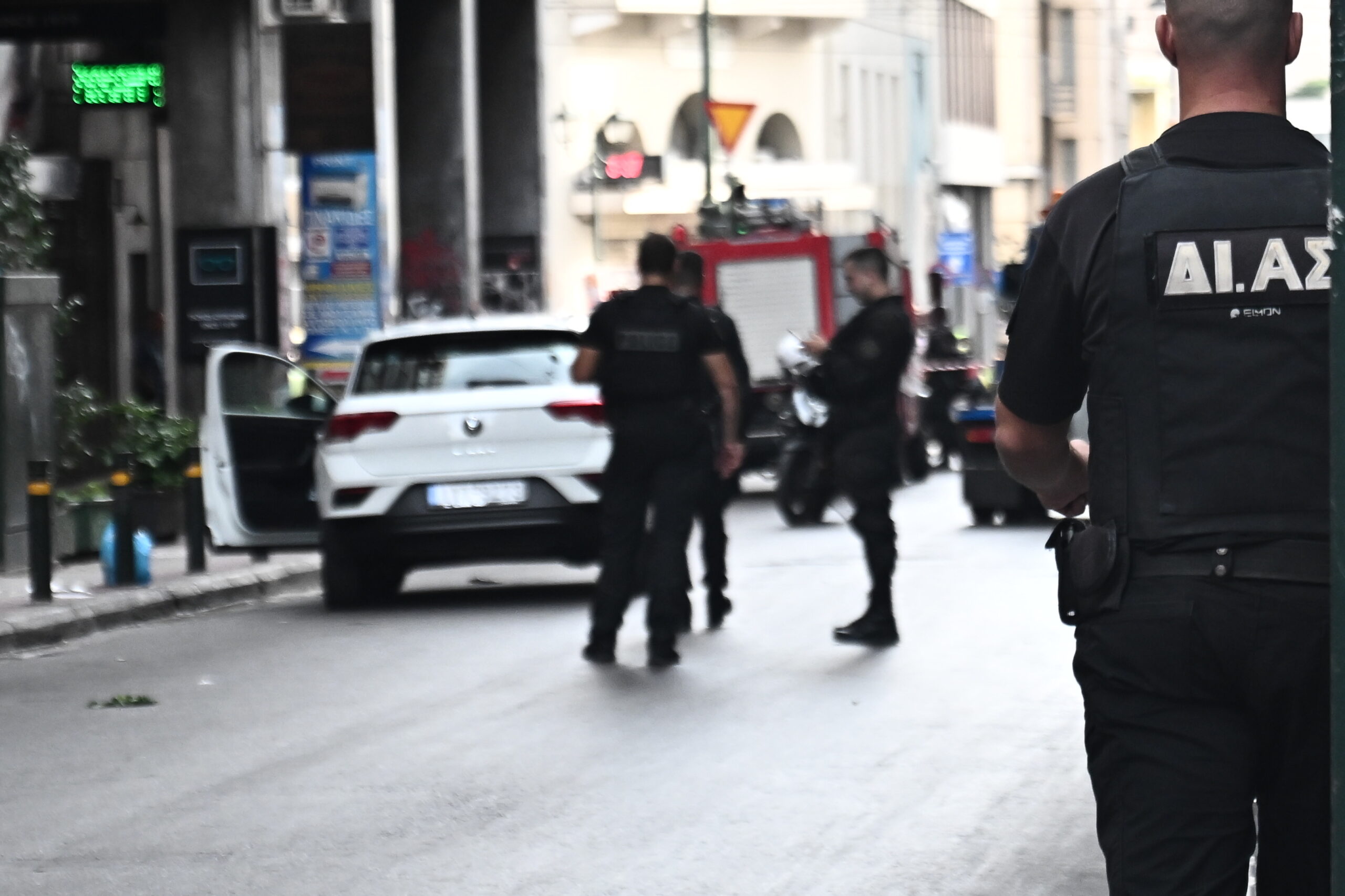 Ένταση στη Λιοσίων με οπαδούς της Μπόρατς – 11 συλλήψεις πριν τον αγώνα με τον Παναθηναϊκό