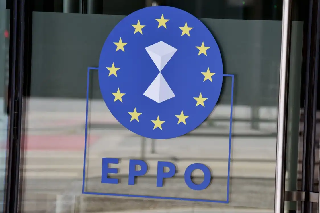 Ευρωπαϊκή Εισαγγελία: Έρευνα για δαπανηρές συμβουλευτικές συμφωνίες του ΕΛΚ – Η σύνδεση με ΝΔ και τα πρόσωπα